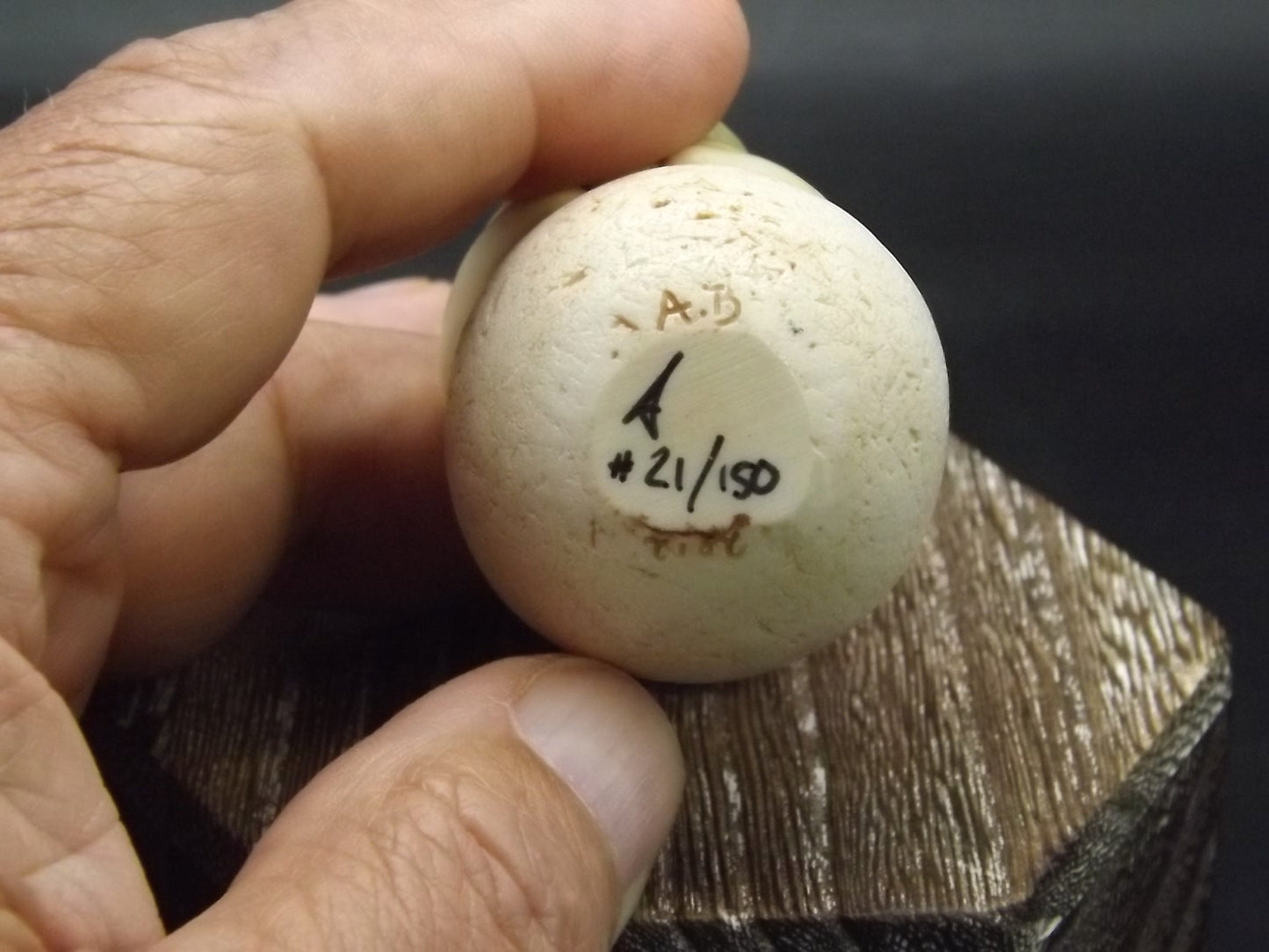 Adam Binder Netsuke series "S. Leapfrog". With original box and COA. Excellent shape limited edition #21/150.