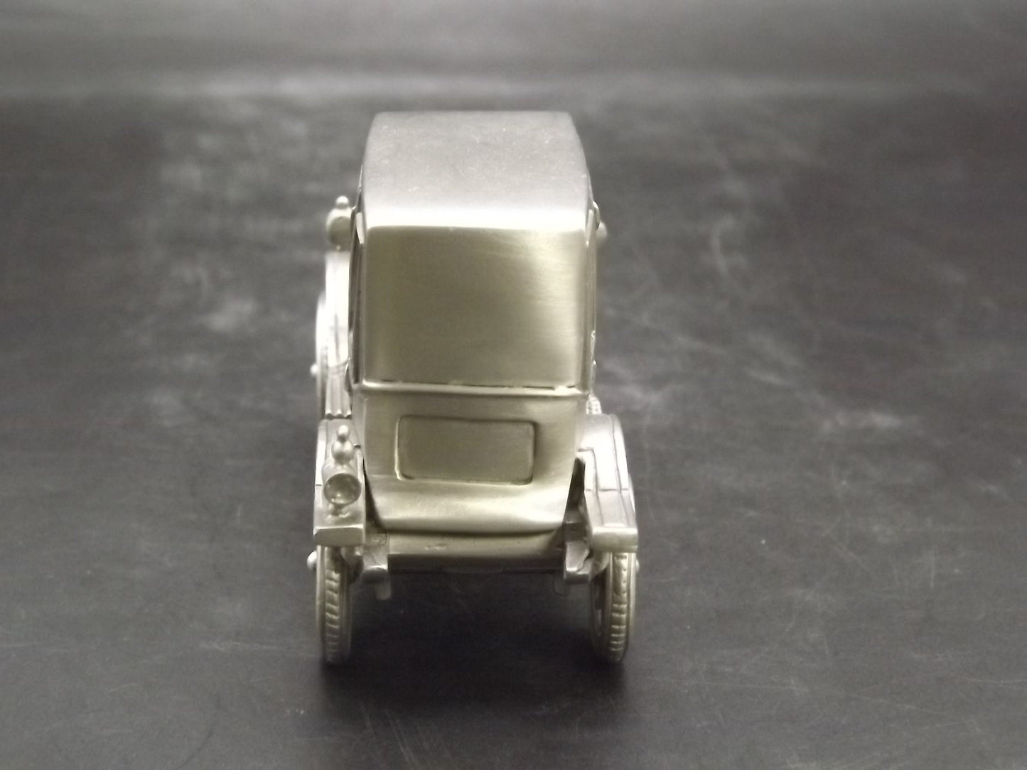 Danbury Mint 1912 Packard Pewter Model Car: Classic Cars of the World