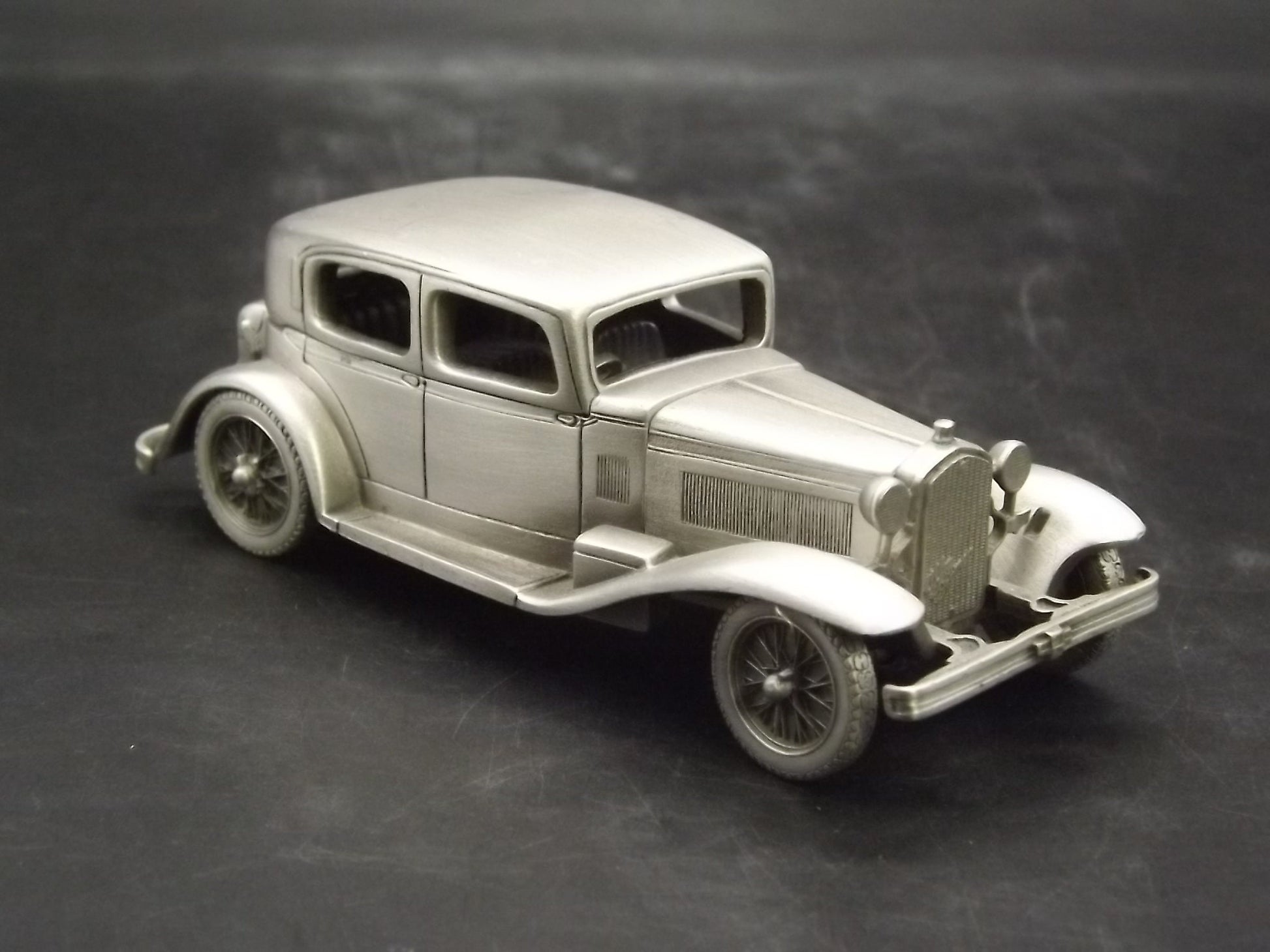 Danbury Mint 1932 Alpha Romeo Pewter Model Car