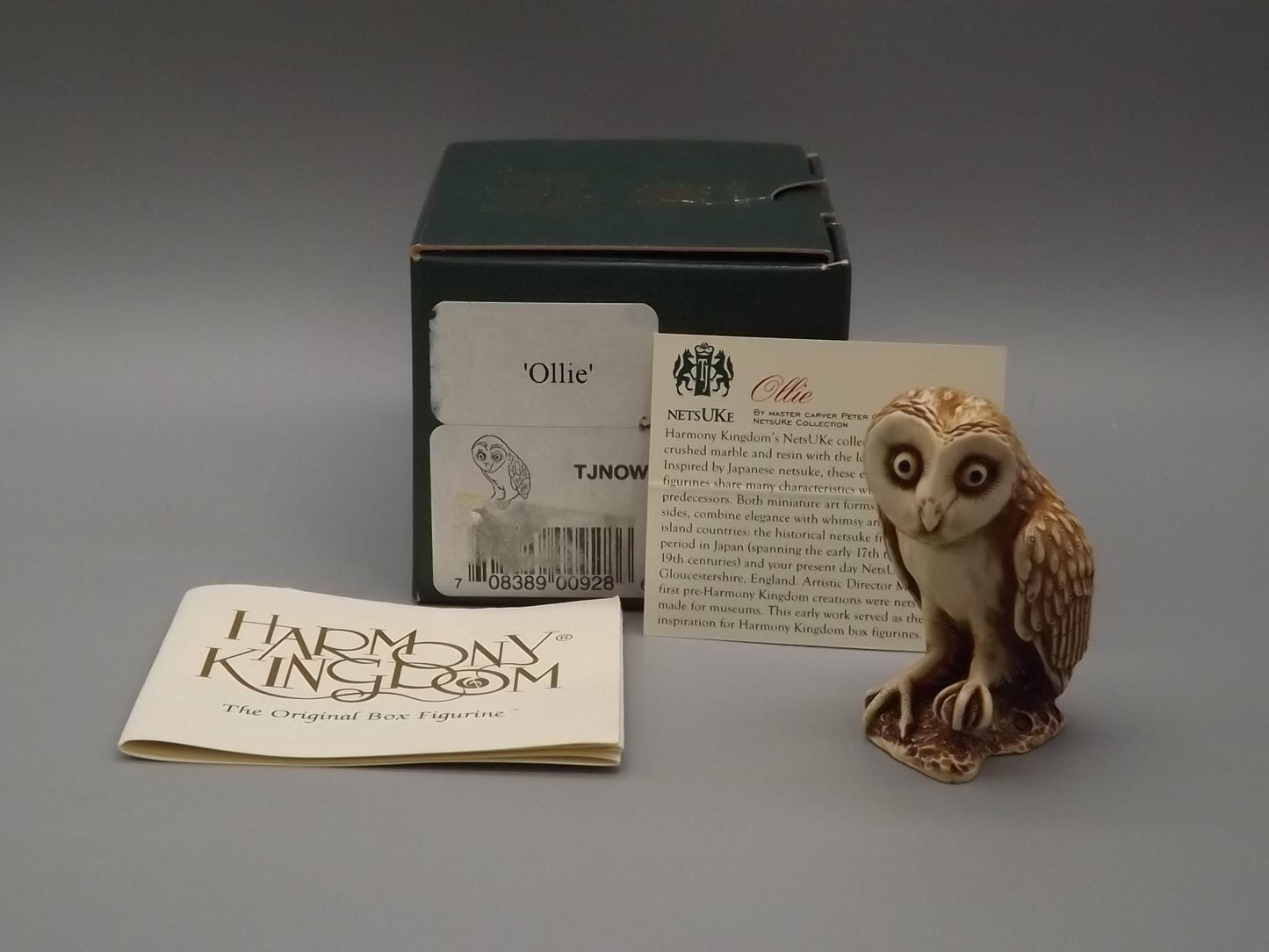 Harmony Kingdom 1999 "Ollie" Netsuke Owl Figurine TJNOW with original box and COA. Excellent condition.