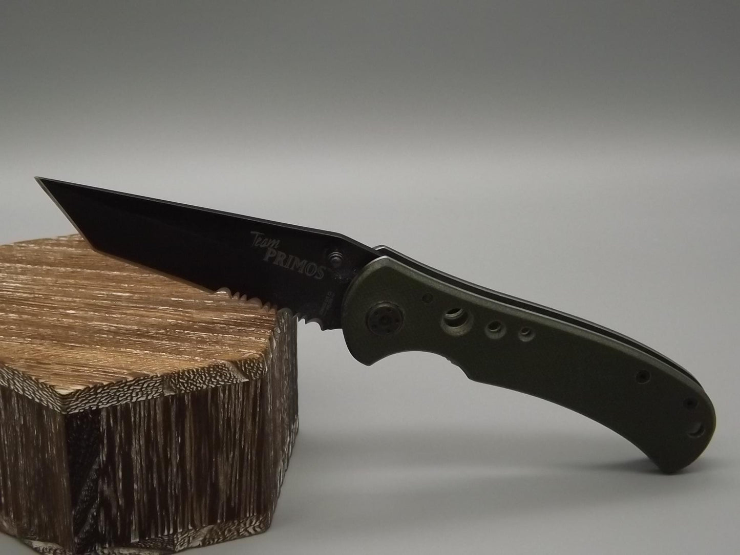 Schrade "Team Primo's" liner lock folding Tanto blade Knife. With original box and paperwork.