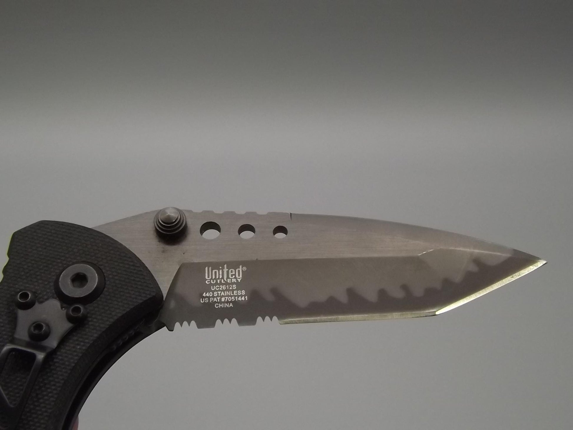 Tailwind United Cutlery Auto Assist Tanto Folding Knife with Box