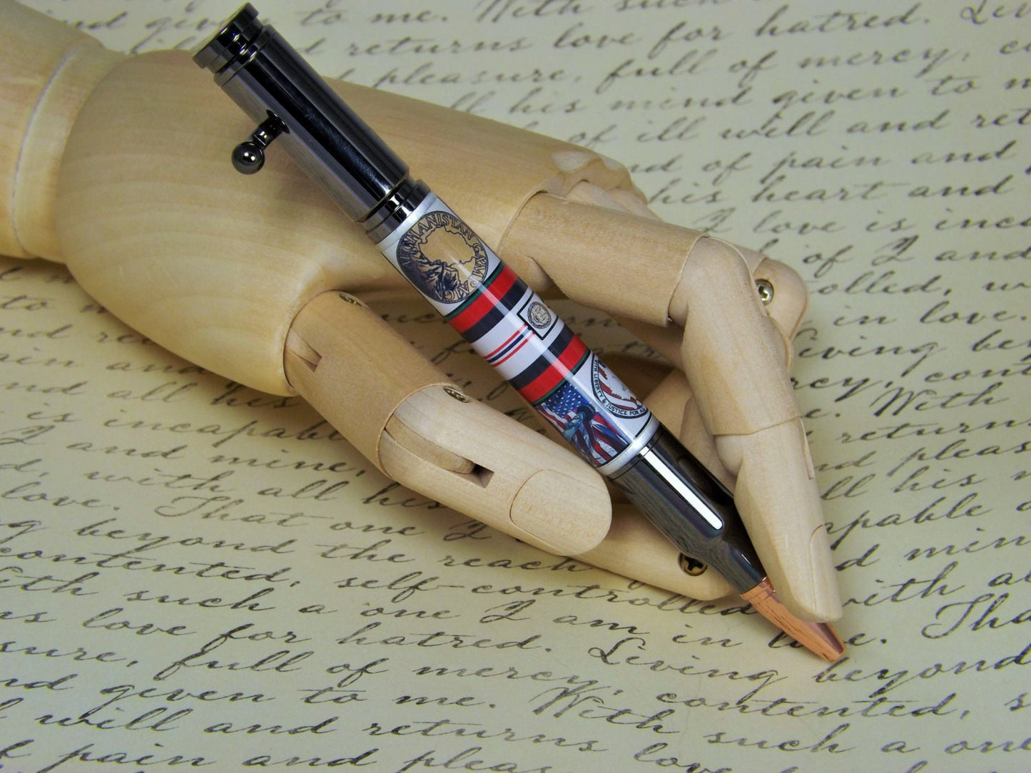 Handmade Bolt Action Pen, Gun Metal mechanism with a Afghanistan war campaign body. Perfect for the Veteran. This is a stunning momento.