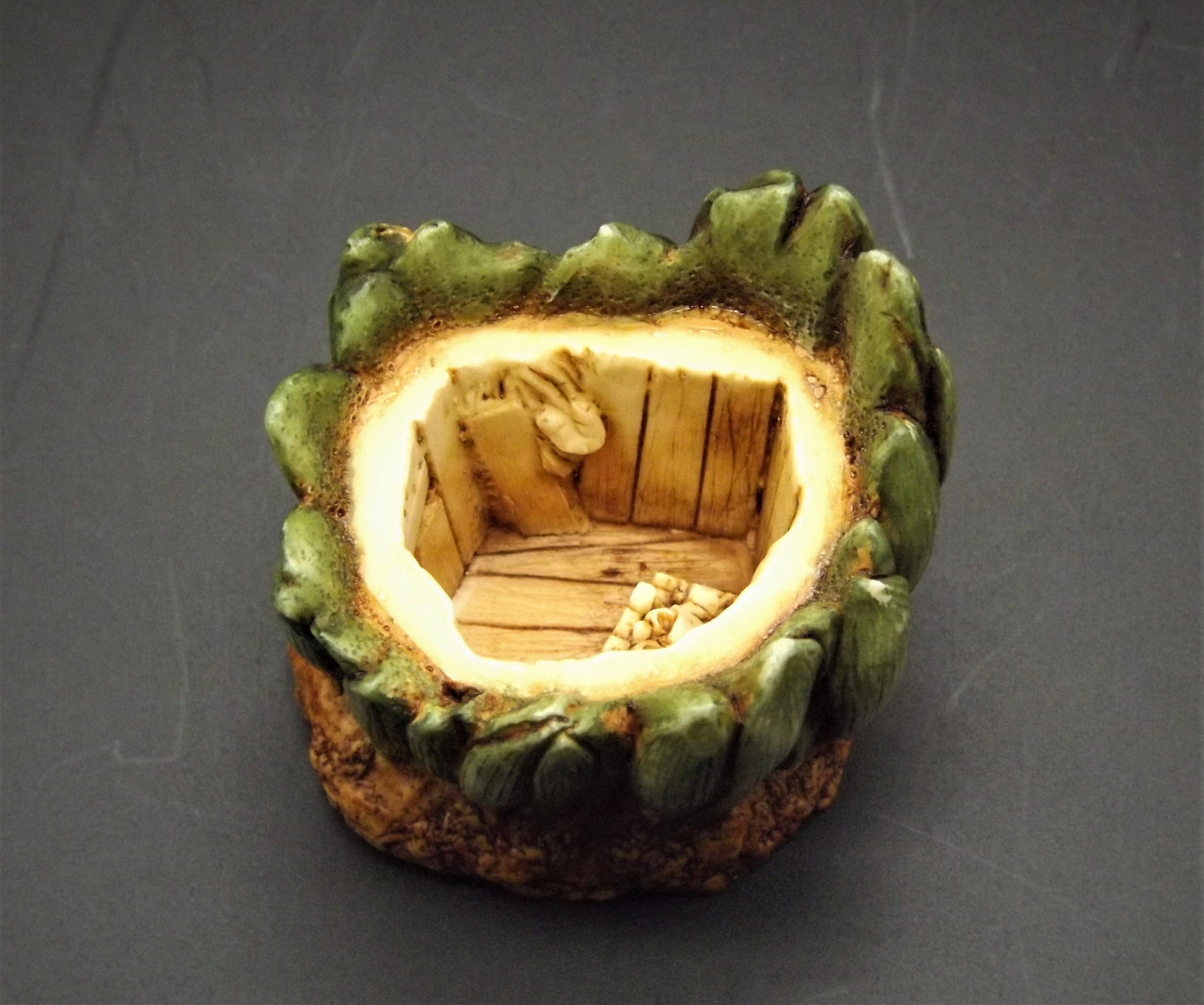 Retired Harmony Kingdom Snowdrop Figurine: Lord Byron's Garden, 1996