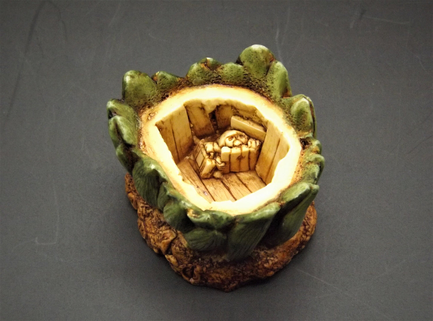 Retired Harmony Kingdom Snowdrop Figurine: Lord Byron's Garden, 1996