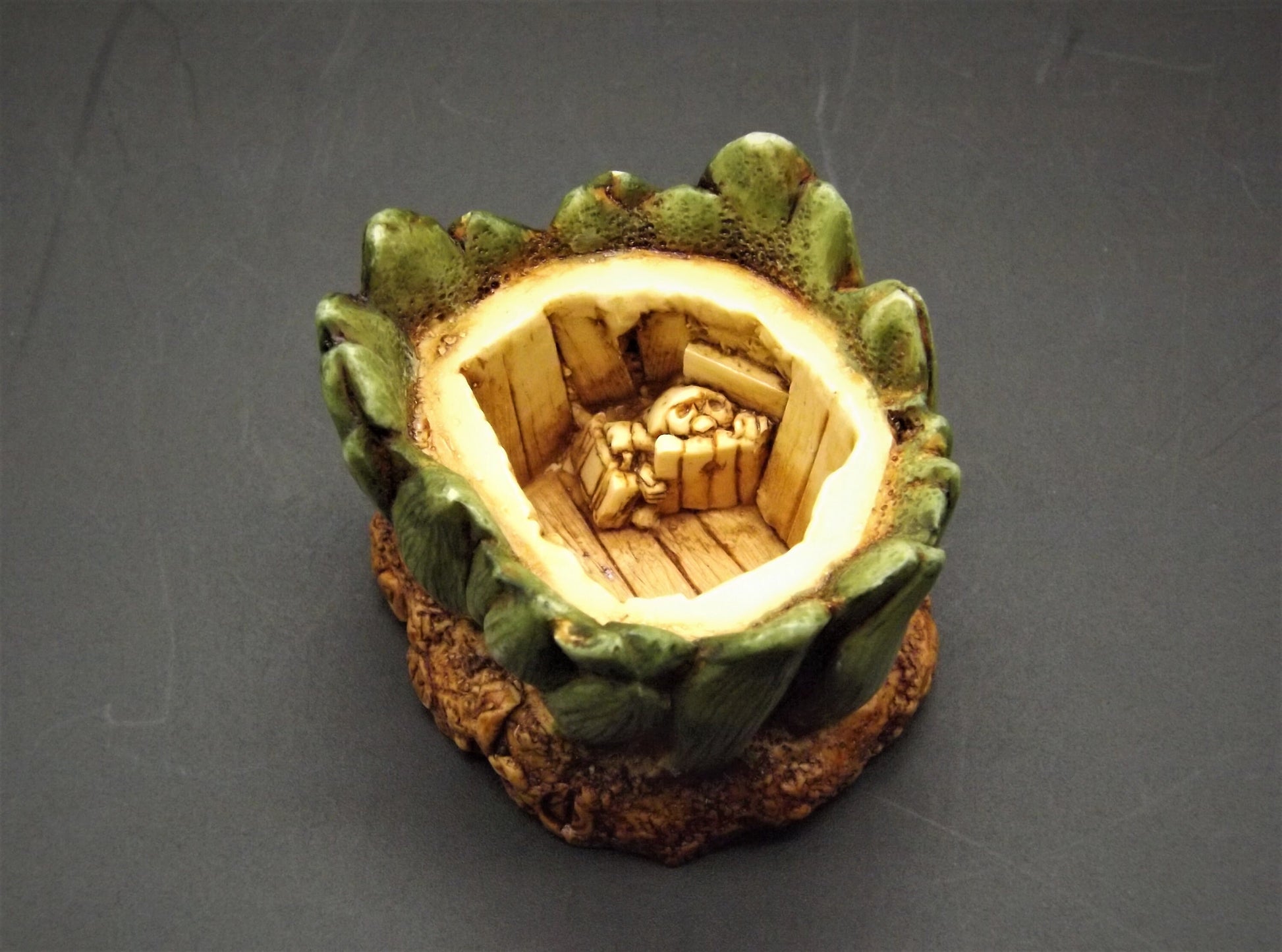 Retired Harmony Kingdom Snowdrop Figurine: Lord Byron's Garden, 1996