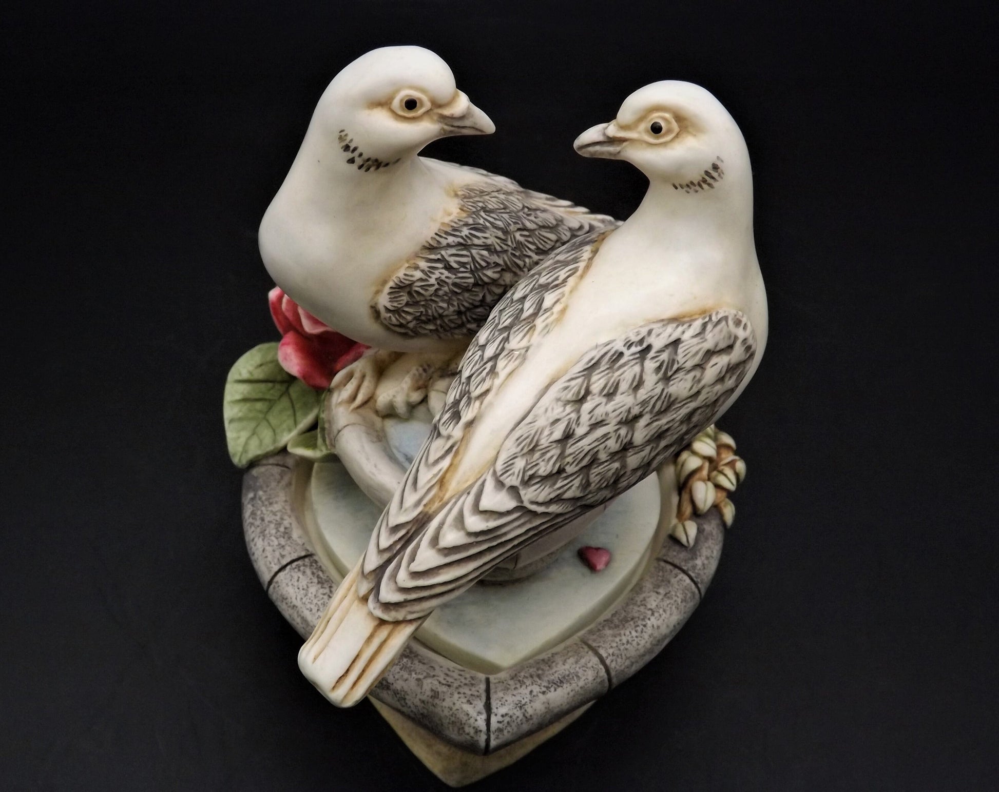 Harmony Kingdom Love and Peace Figurine: Special Edition with Box