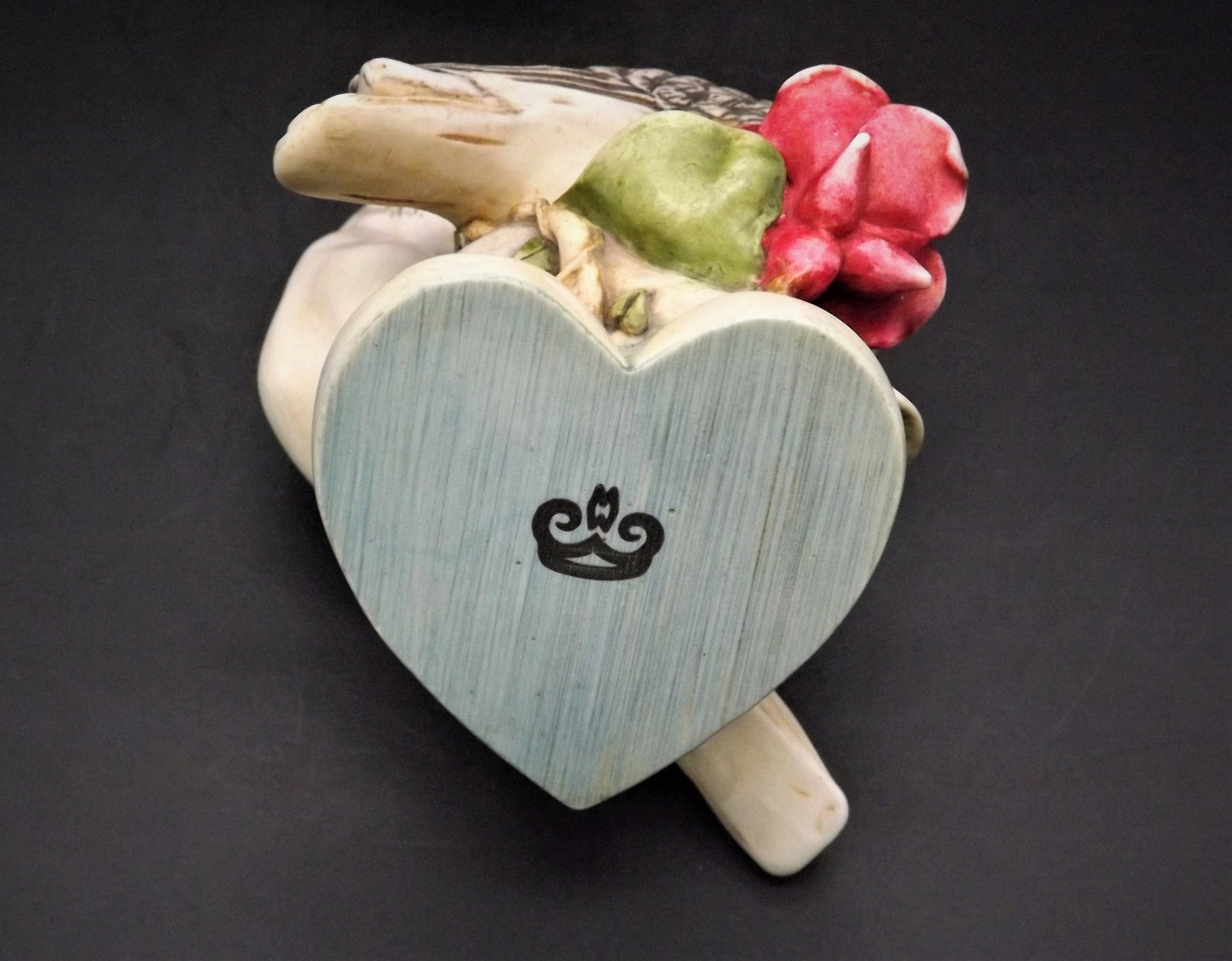 Harmony Kingdom Love and Peace Figurine: Special Edition with Box