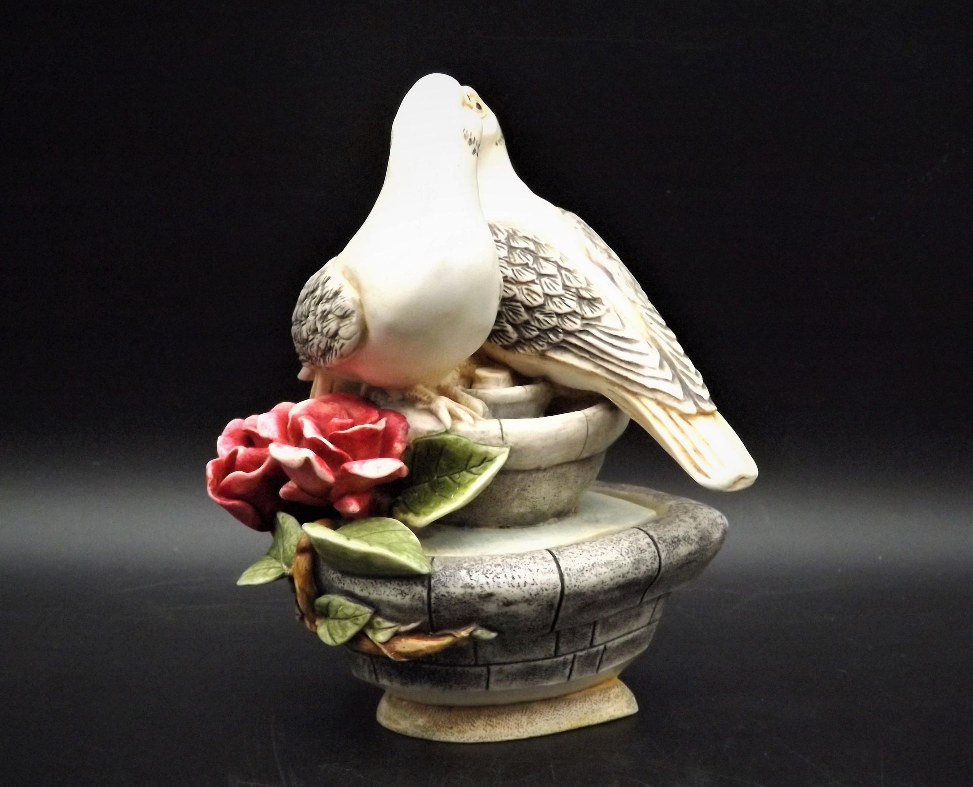 Harmony Kingdom Love and Peace Figurine: Special Edition with Box