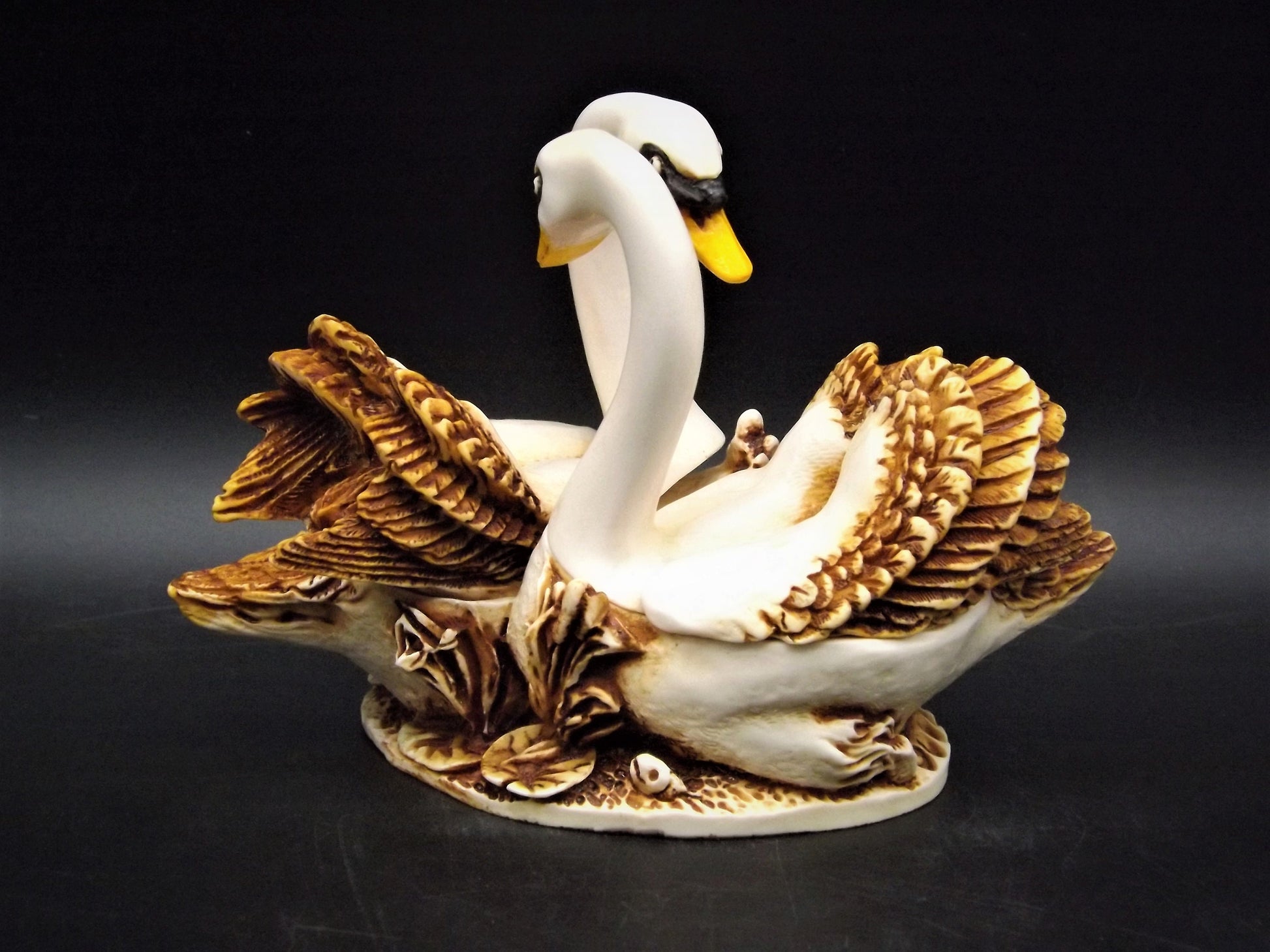 Harmony Kingdom Pillow Talk Figurine: 1997 Special Edition Jest