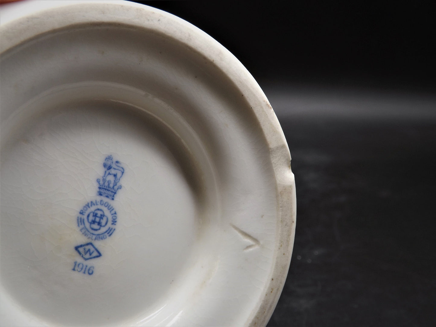 Very Rare Vintage Royal Doulton Bone China King George V Pitcher from 1916. Small chip on base.