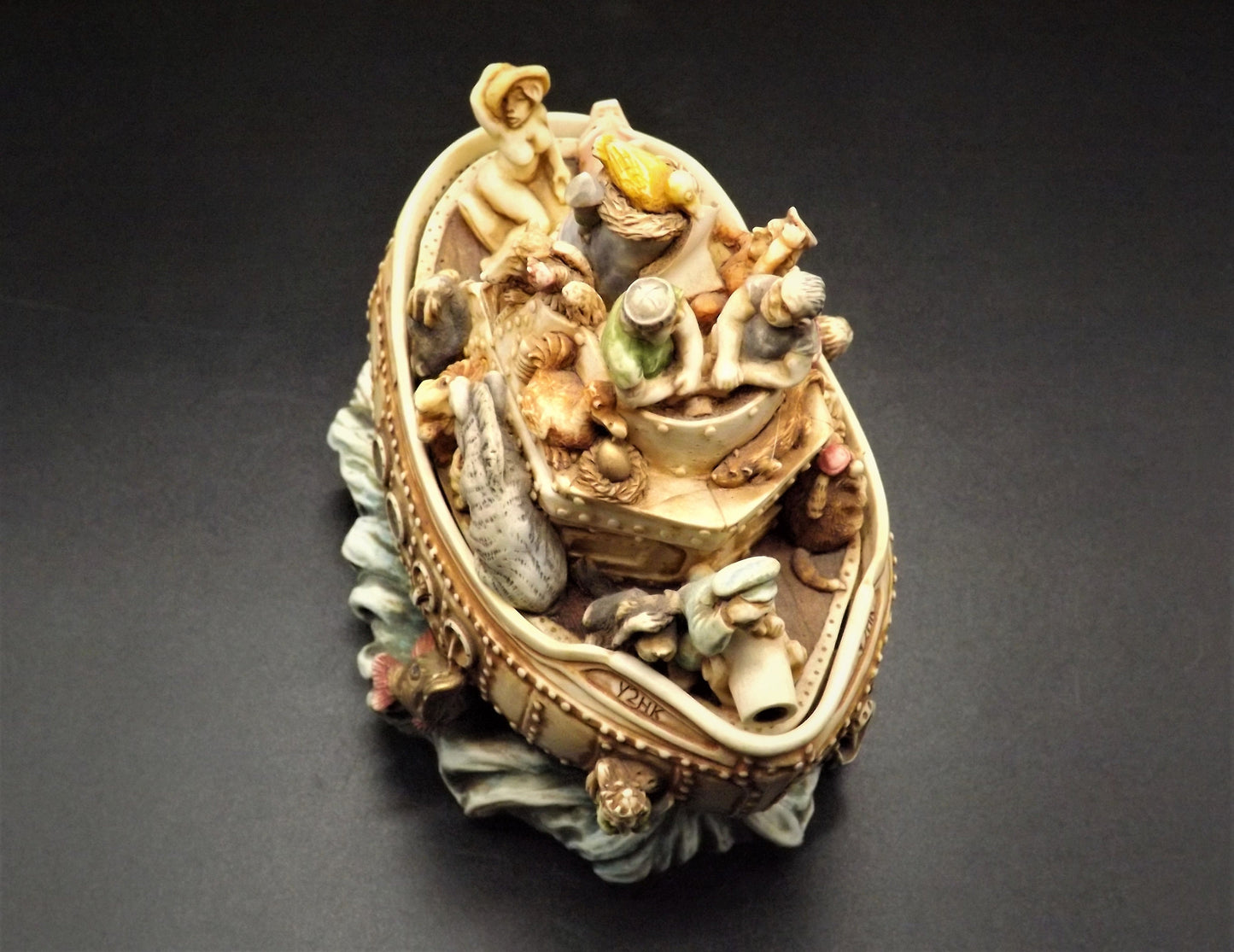 Harmony Kingdom Garden Lord Byron Y2HK Figurine - 1999 Timed Edition