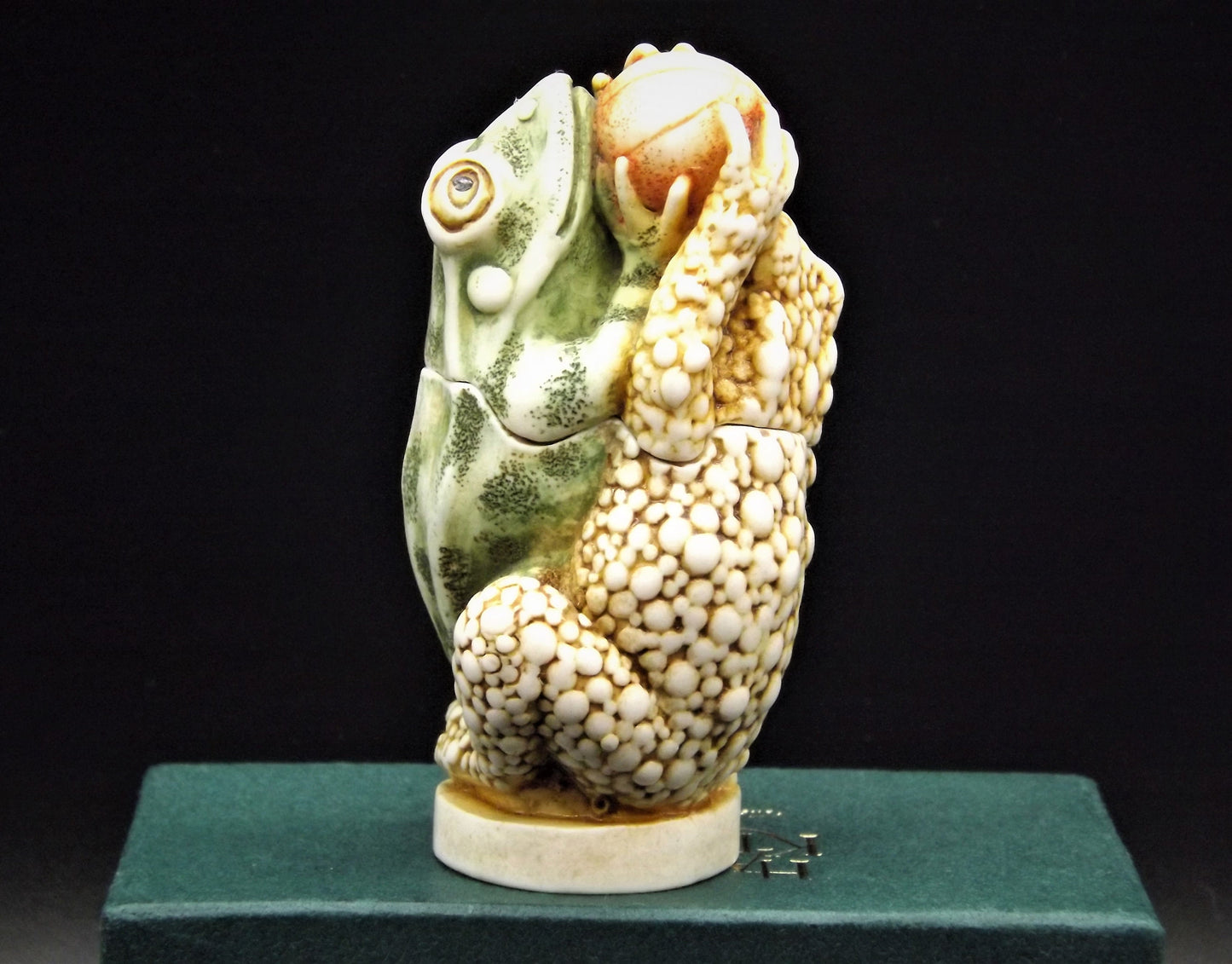 Harmony Kingdom Frog Figurine: Jump Shot, Limited Edition (1999)