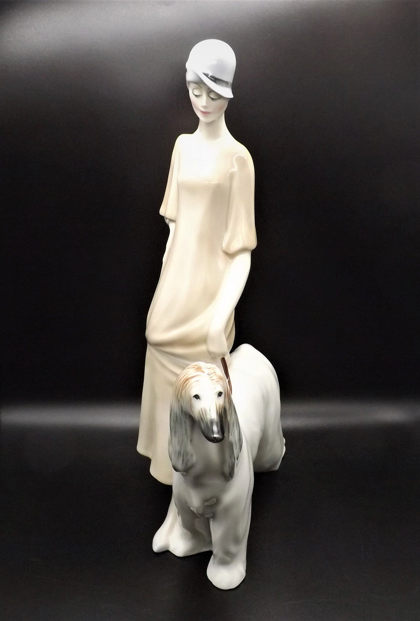 Vintage Royal Doulton Figurine: Promenade Lady with Dog, HN 3072