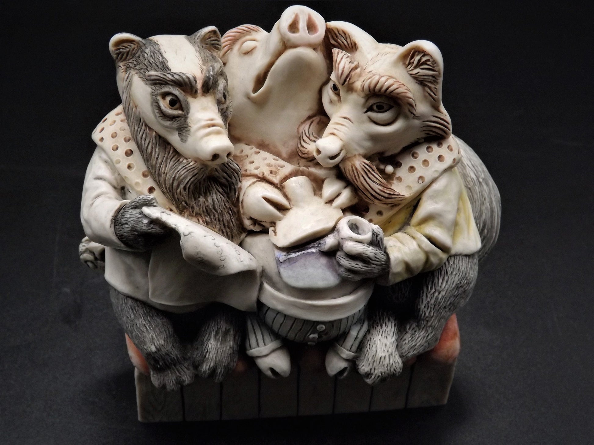 Harmony Kingdom House Party Figurine: Event Piece, AB Variation