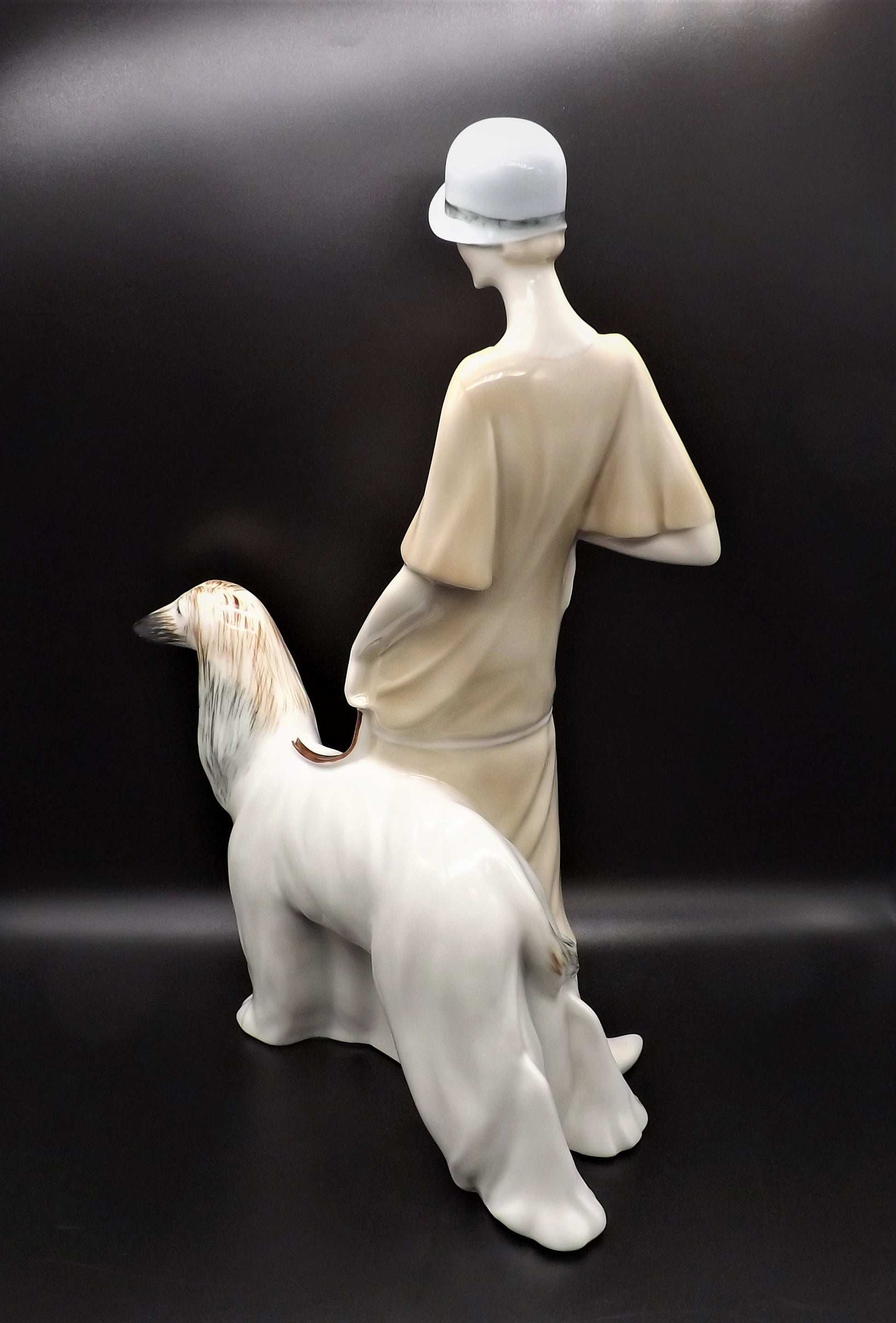 Vintage Royal Doulton Figurine: Promenade Lady with Dog, HN 3072