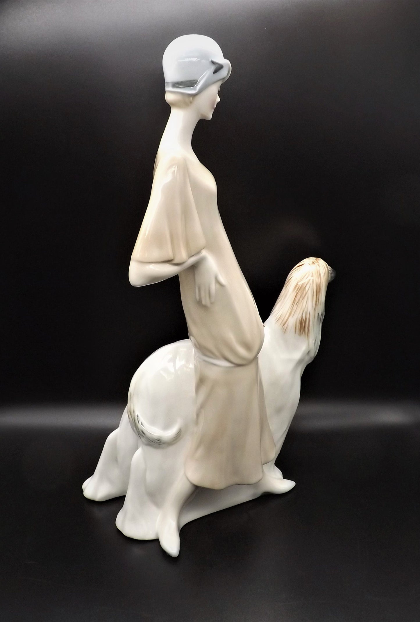 Vintage Royal Doulton Figurine: Promenade Lady with Dog, HN 3072