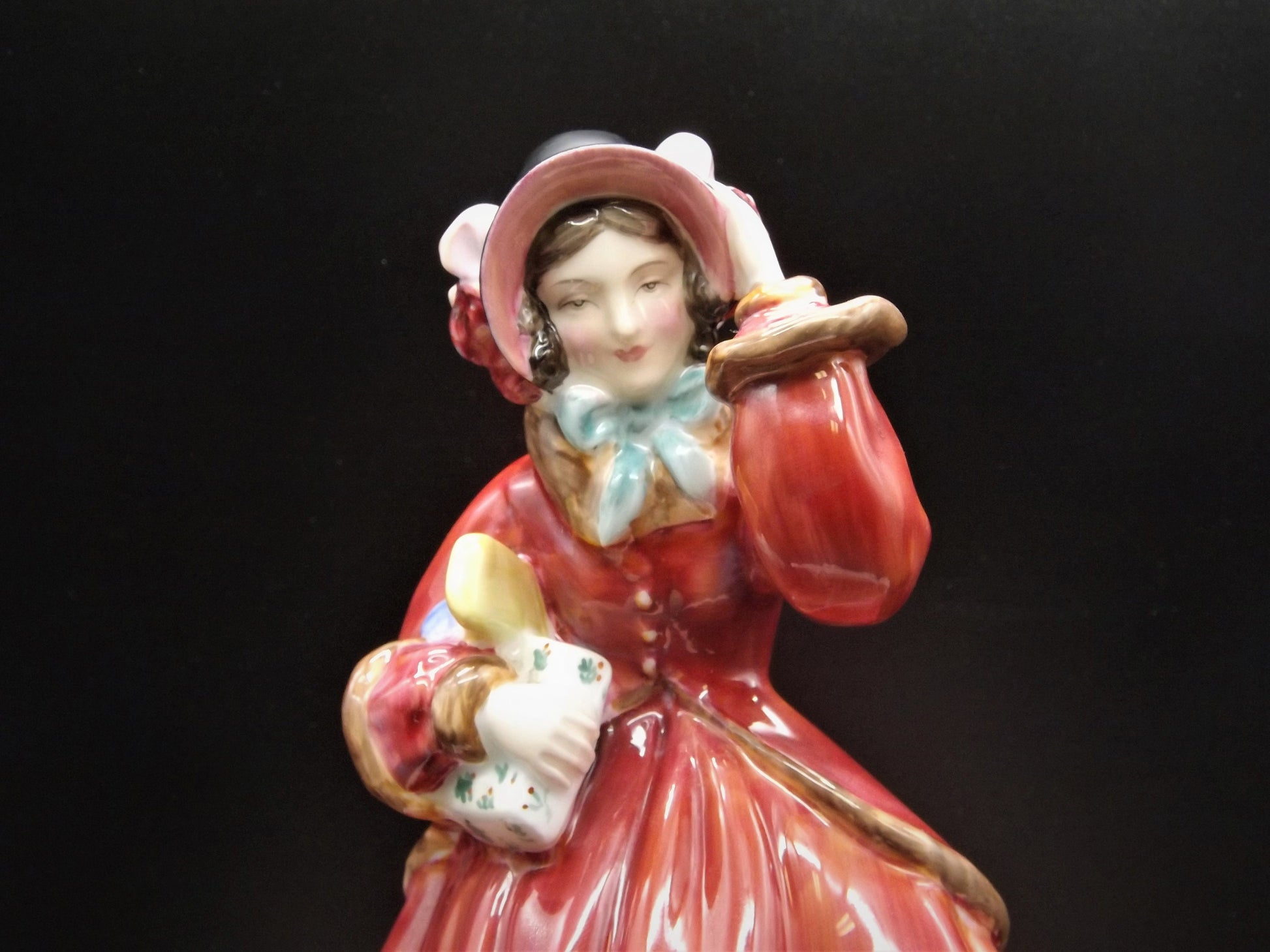 Vintage Royal Doulton Figurine: "Christmas Time" HN2110 Bone China