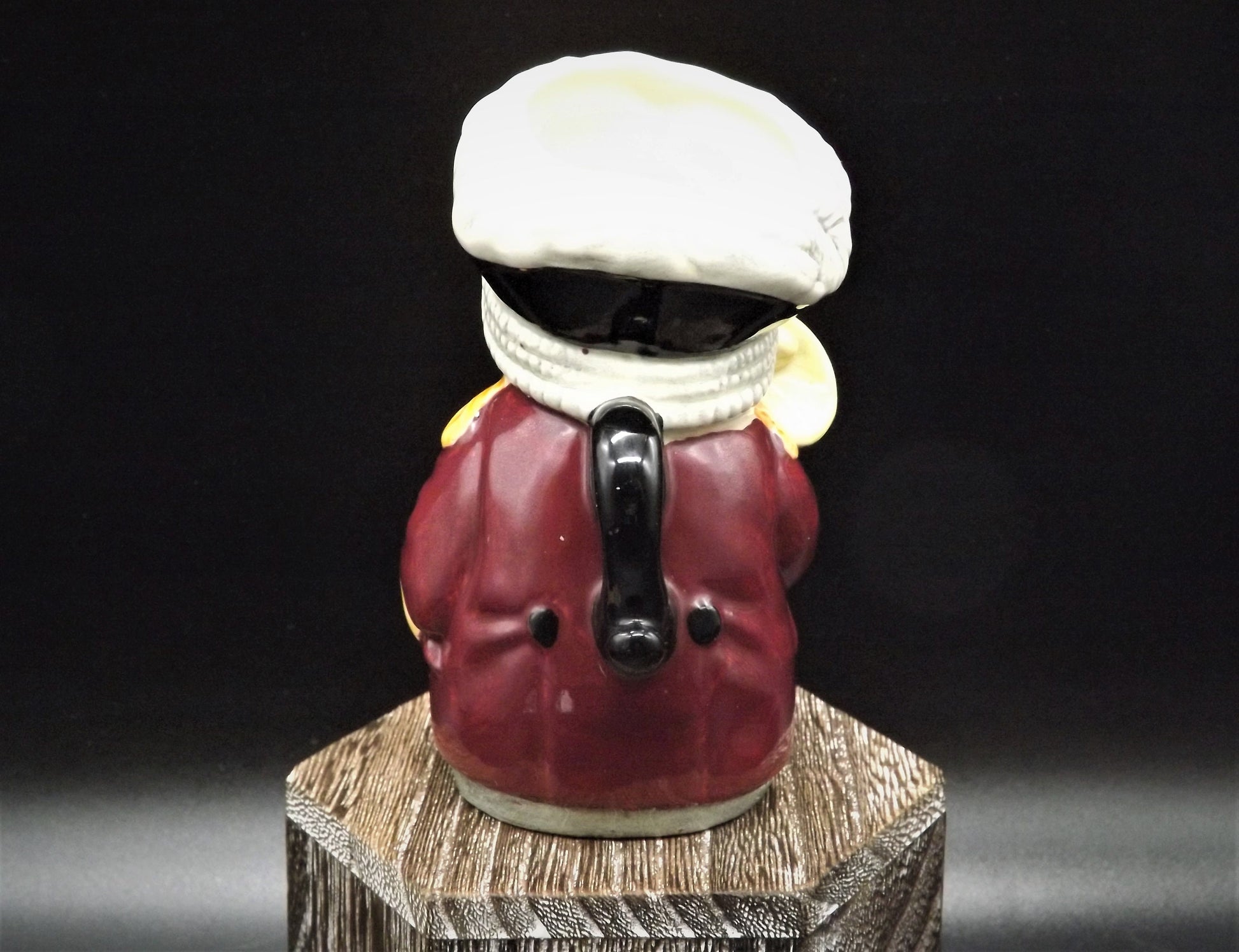 Closeout Sale! Vintage 1983 Royal Doulton Doultonville Collection D-6713 Mr. Tonsil The Town Crier Toby Jug. Excellent condition no box.