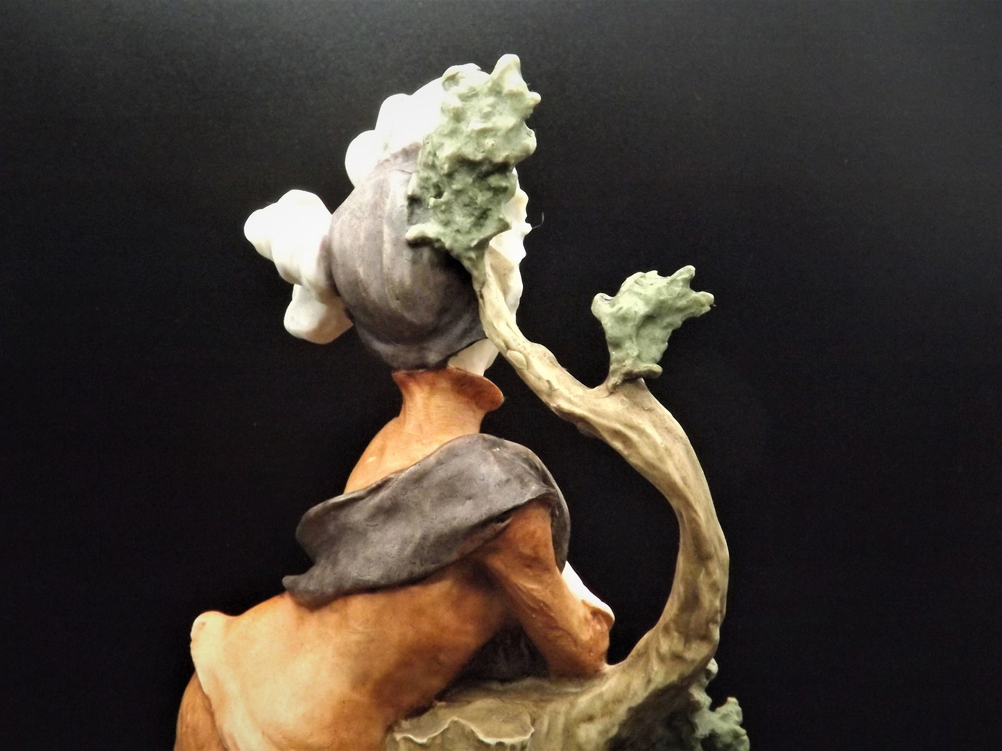 Giuseppe Armani Porcelain Figurine: Lady with Dog, Florence Italy