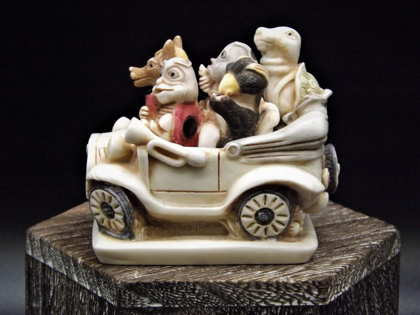 Retired Harmony Kingdom Fab 5 Party Boys Figurine - 2000 Club Piece