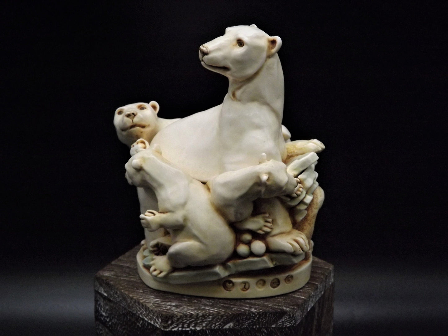 Harmony Kingdom Play Ball Box Figurine: Limited Edition 1997