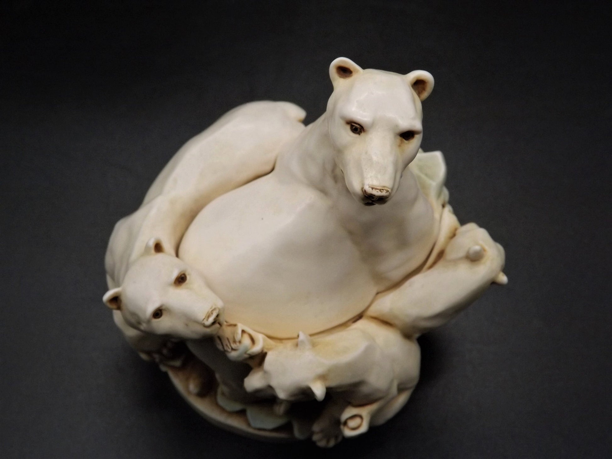 Harmony Kingdom Play Ball Box Figurine: Limited Edition 1997