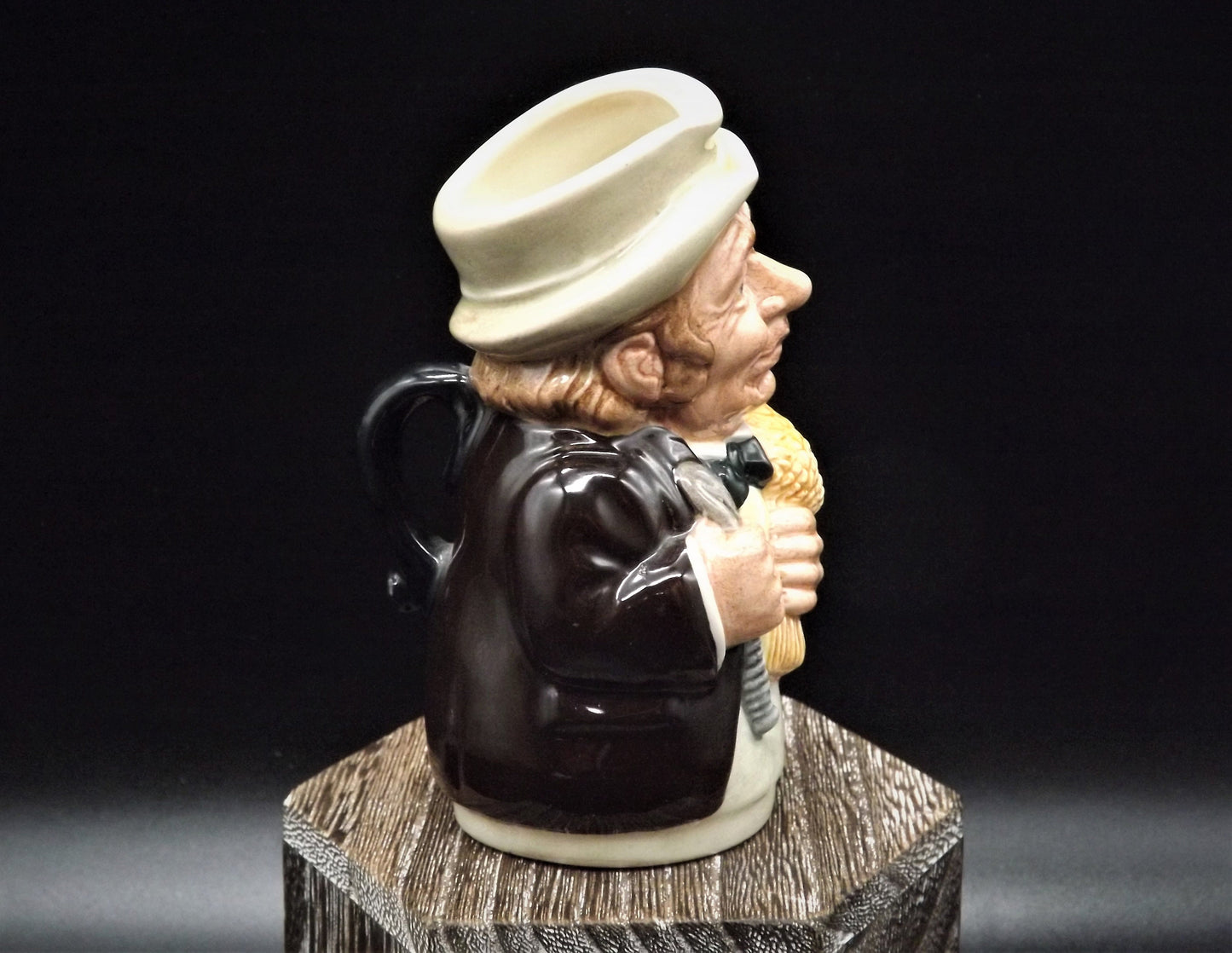 Closeout Sale! Vintage 1983 Royal Doulton Doultonville Collection Toby Jug D-6701 Mr. Furrow The Farmer. Excellent condition no box.