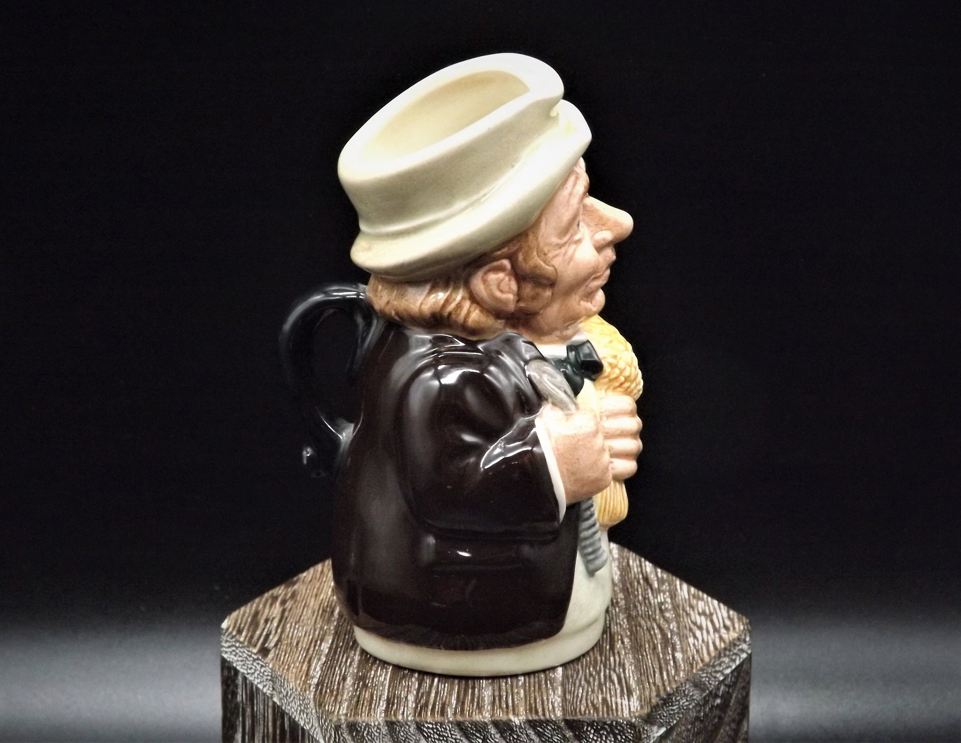 Closeout Sale! Vintage 1983 Royal Doulton Doultonville Collection Toby Jug D-6701 Mr. Furrow The Farmer. Excellent condition no box.