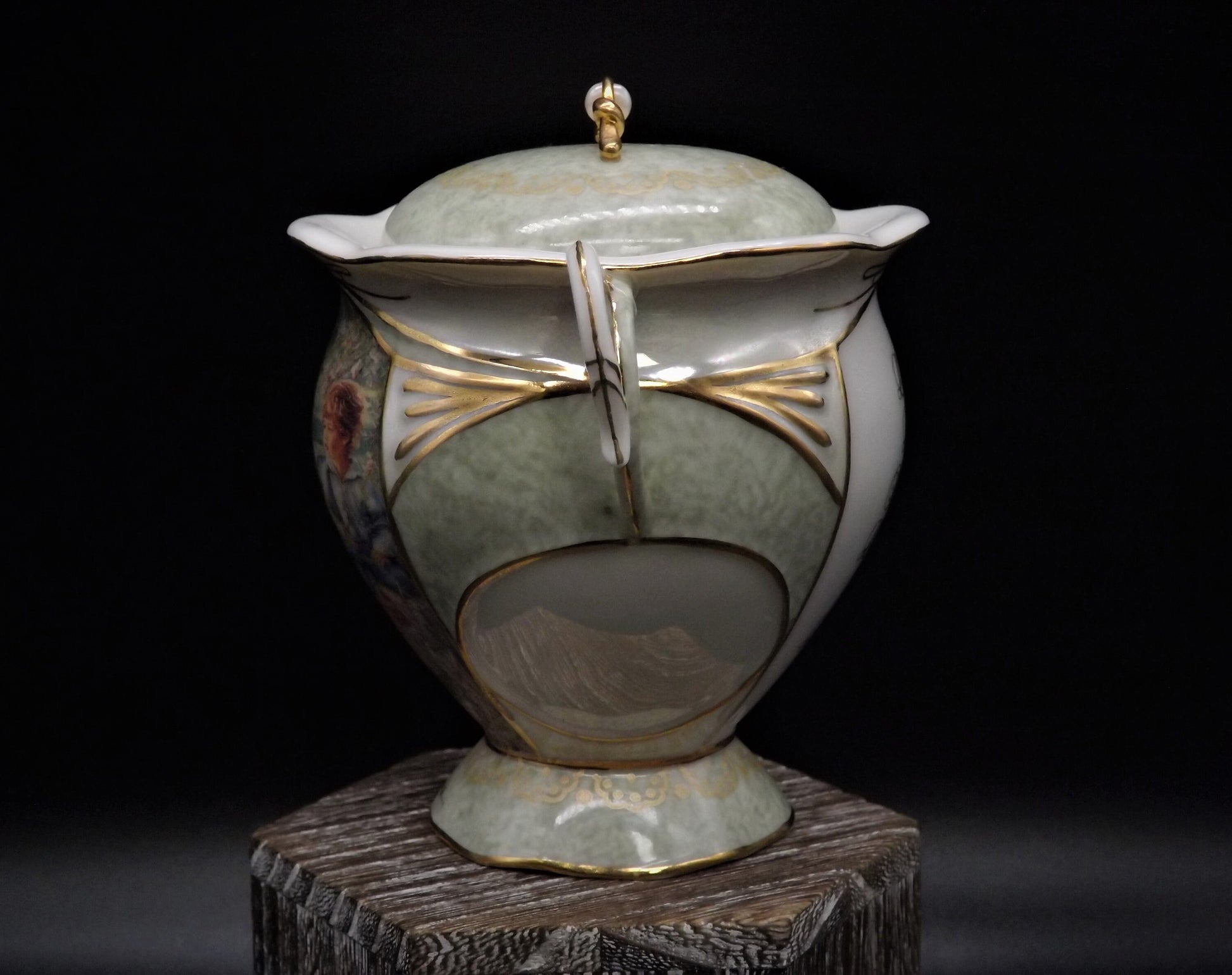 Vintage Ardleigh Elliot "Love Is" Music Box. Third issue from the Walking in Faith Series, Plays Greatest love of all. LE 590. With COA.