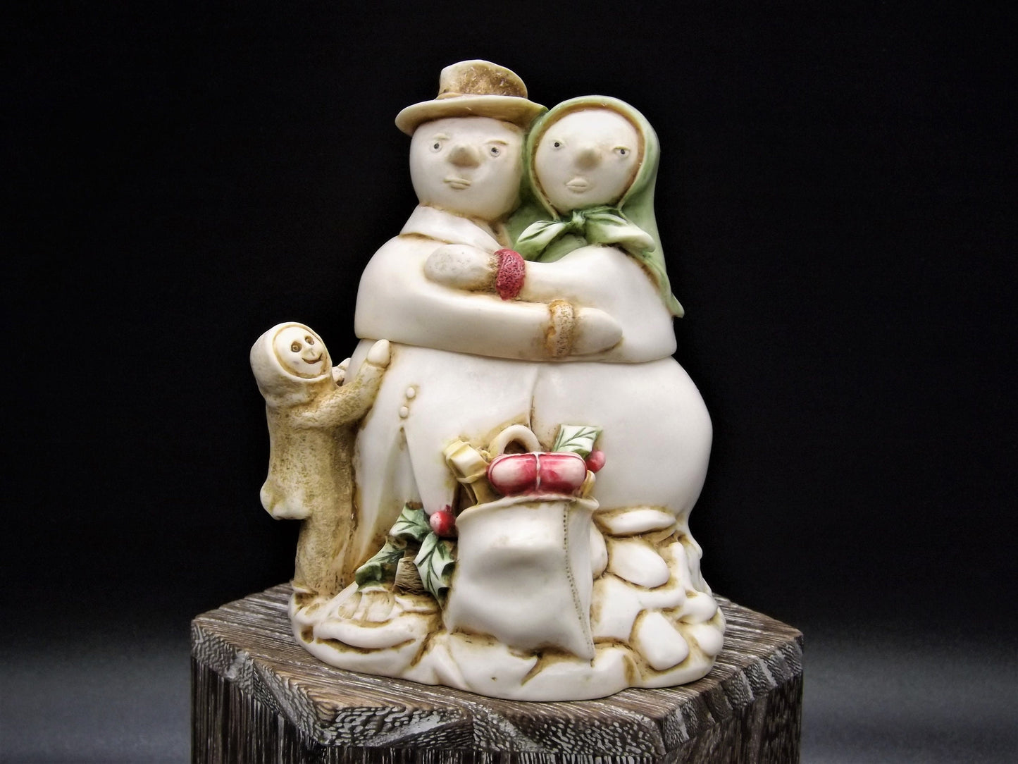 Harmony Kingdom Snowdonia Fields Snowman Figurine (TJSESA99)