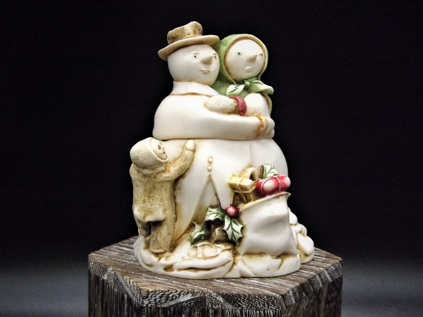 Harmony Kingdom Snowdonia Fields Snowman Figurine (TJSESA99)