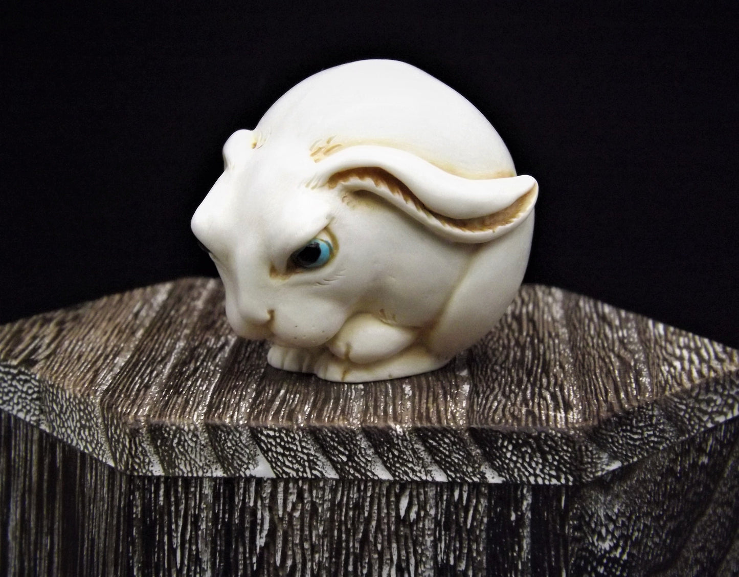 Retired Harmony Kingdom 'Fergie' Rabbit Figurine - Roly Poly Hard Body