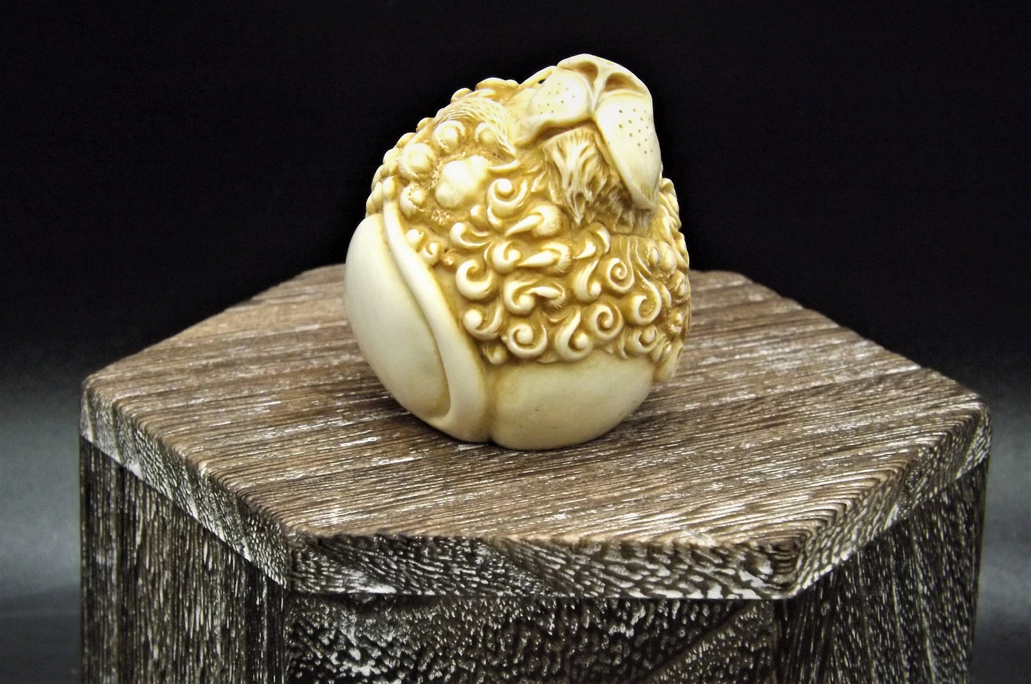 Retired Harmony Kingdom Roly Poly "Garcia" Lion Figurine