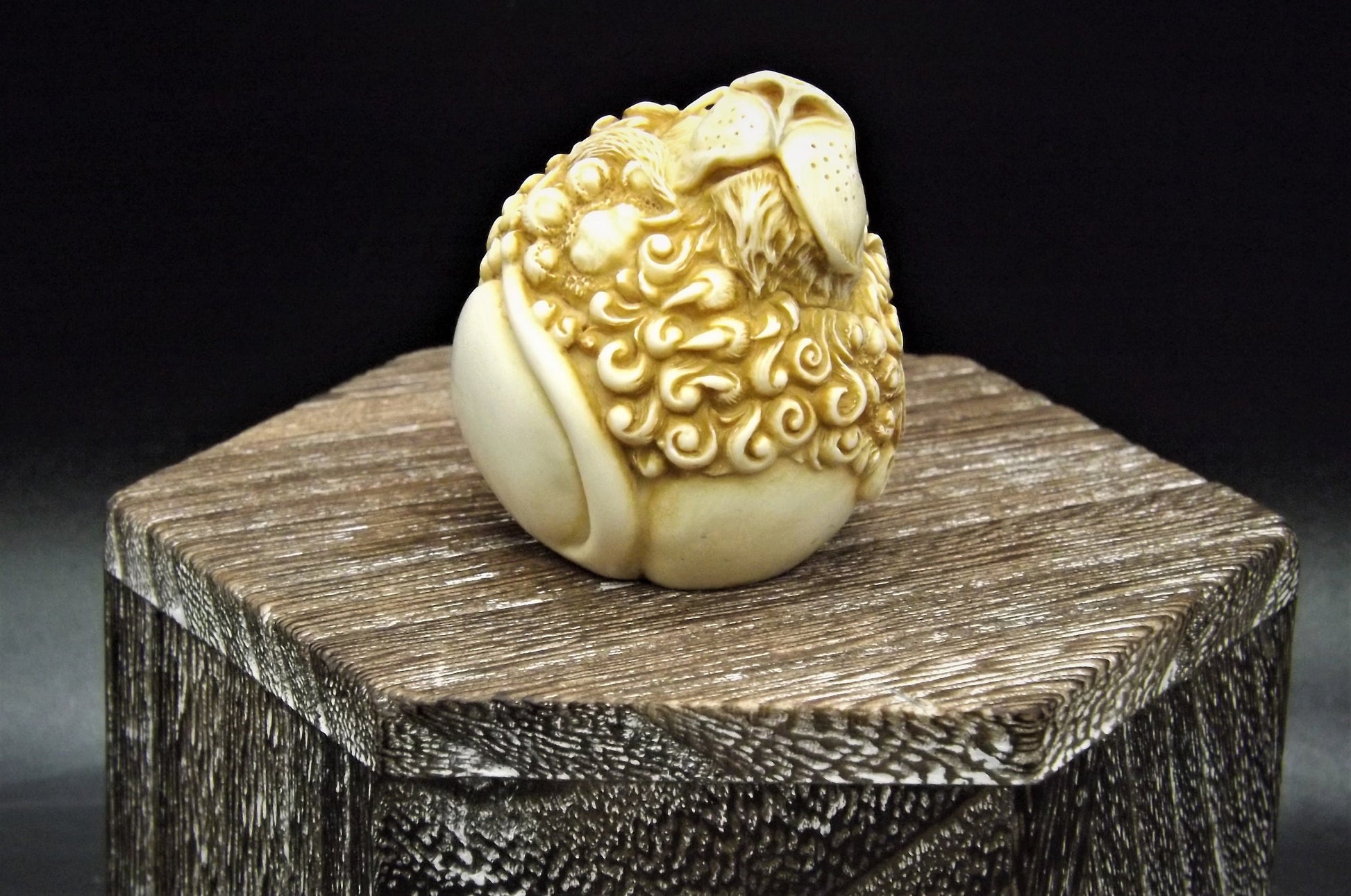 Retired Harmony Kingdom Roly Poly "Garcia" Lion Figurine