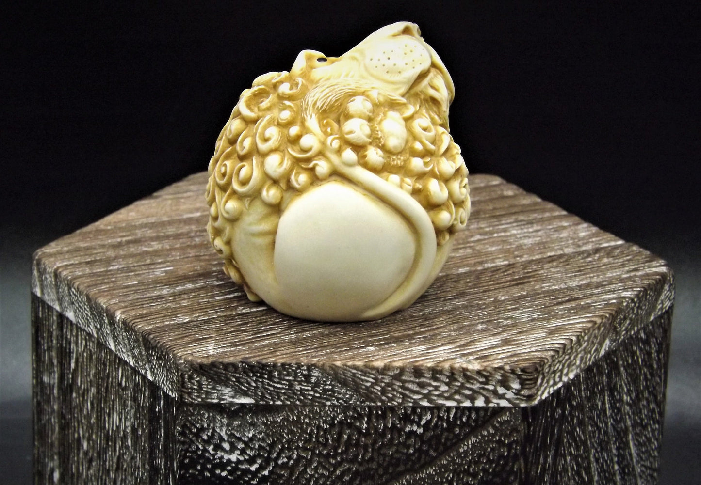 Retired Harmony Kingdom Roly Poly "Garcia" Lion Figurine