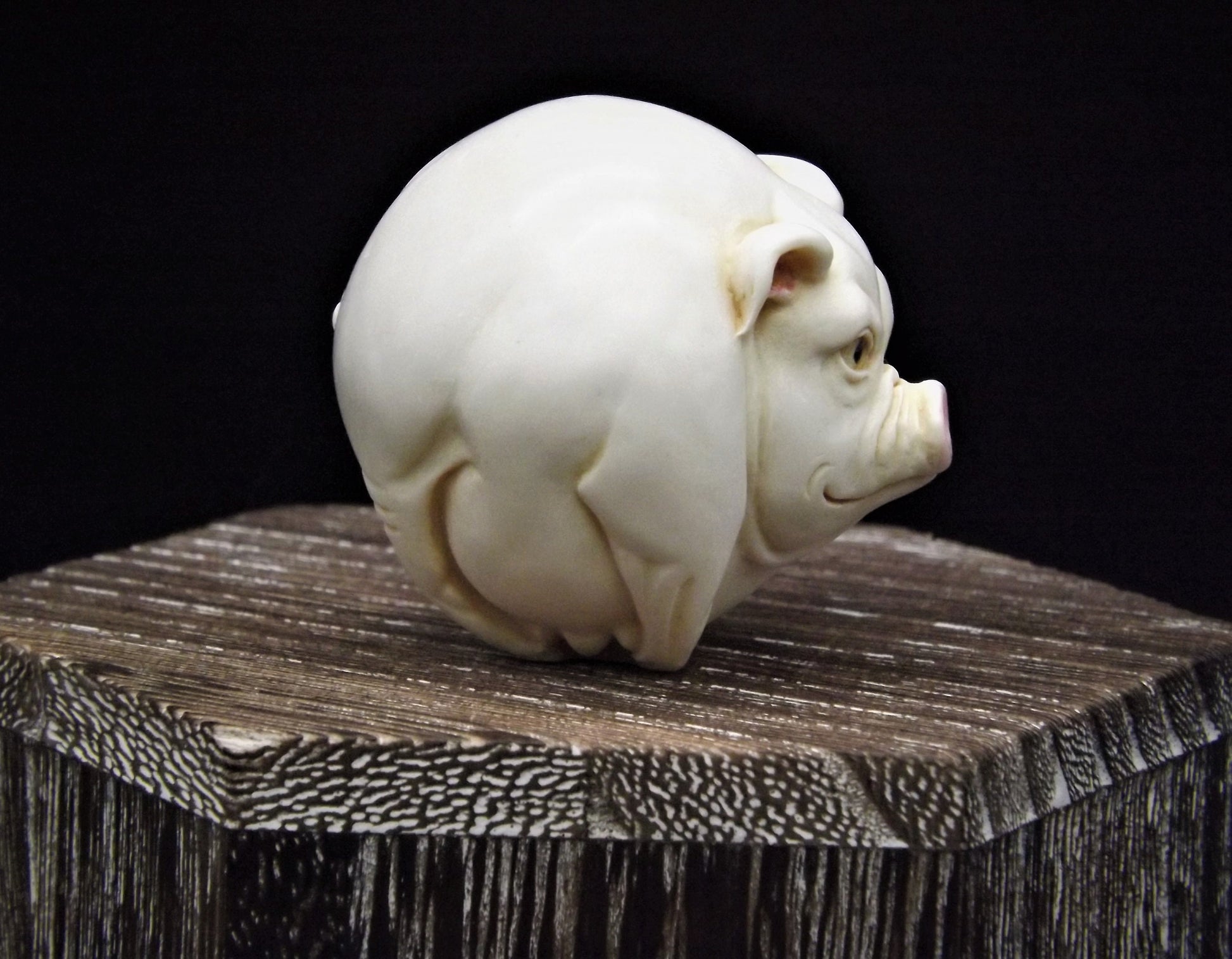 Harmony Kingdom Roly Poly 'Curly' Pig Figurine - Retired