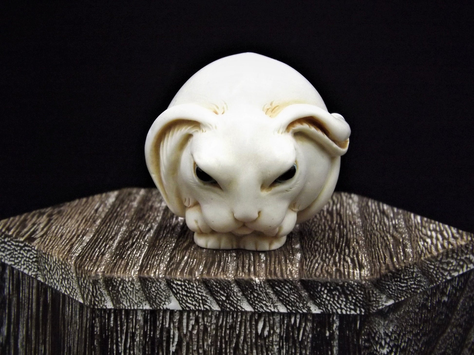 Retired Harmony Kingdom 'Fergie' Rabbit Figurine - Roly Poly Hard Body