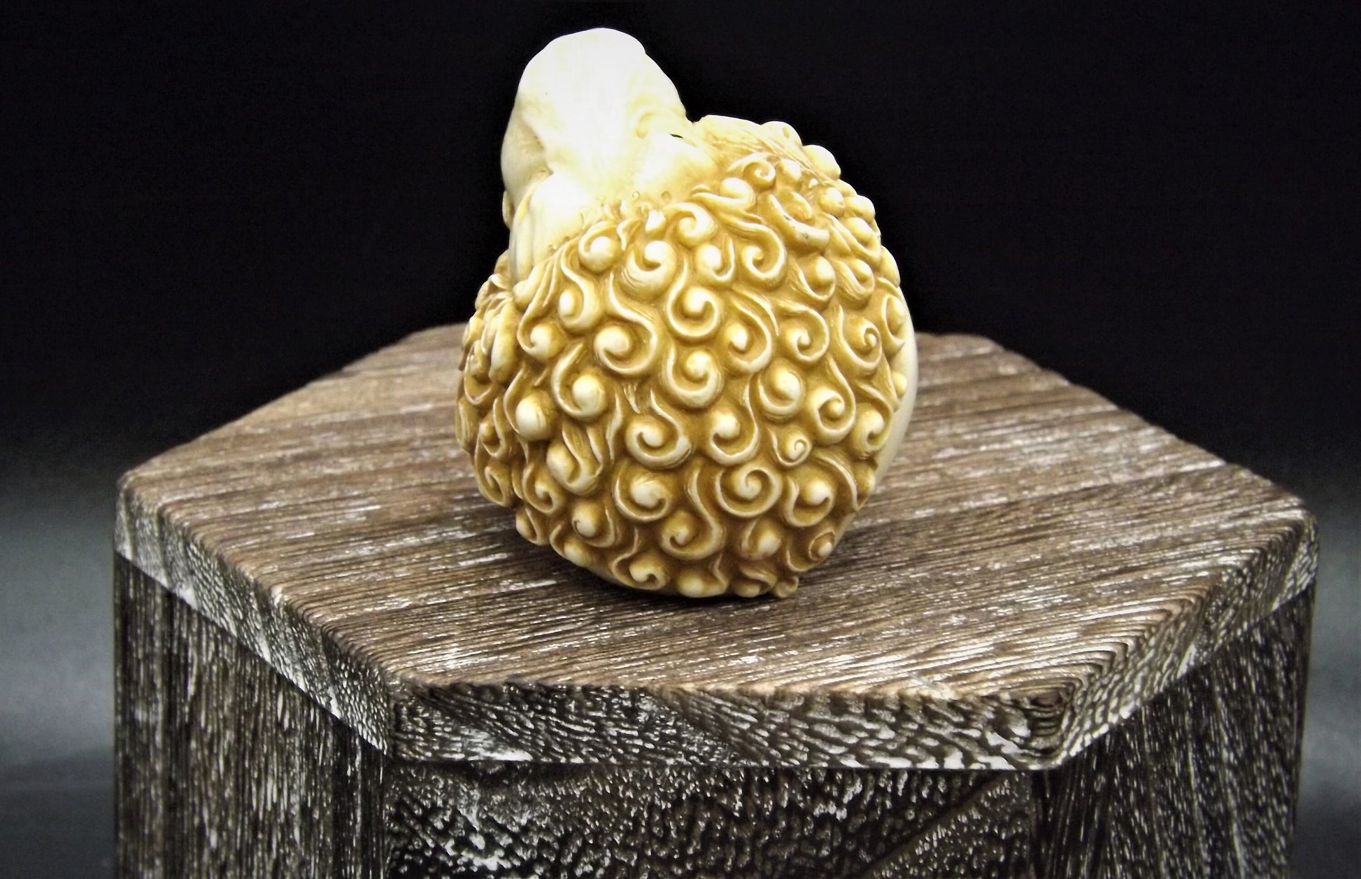 Retired Harmony Kingdom Roly Poly "Garcia" Lion Figurine