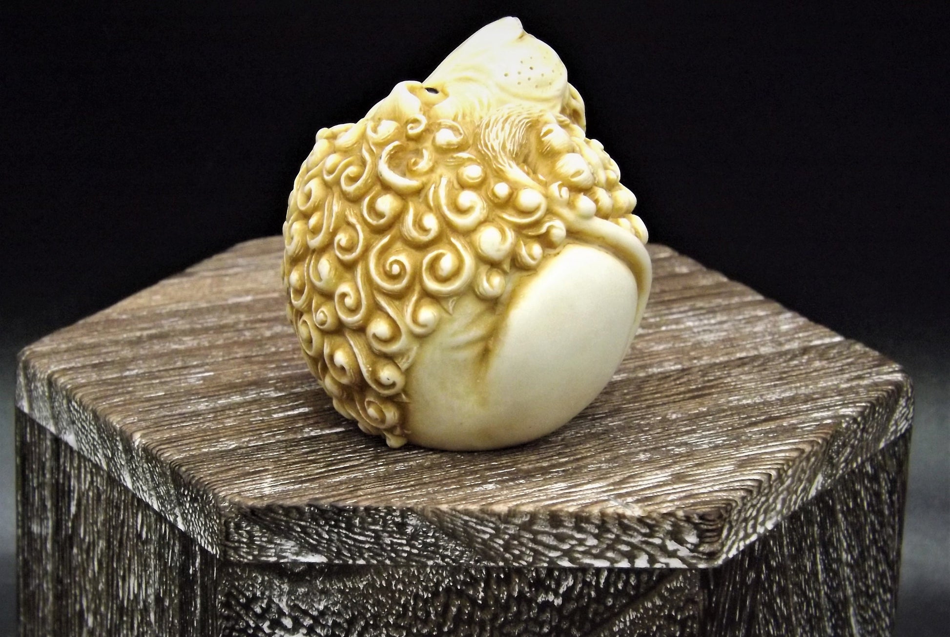 Retired Harmony Kingdom Roly Poly "Garcia" Lion Figurine