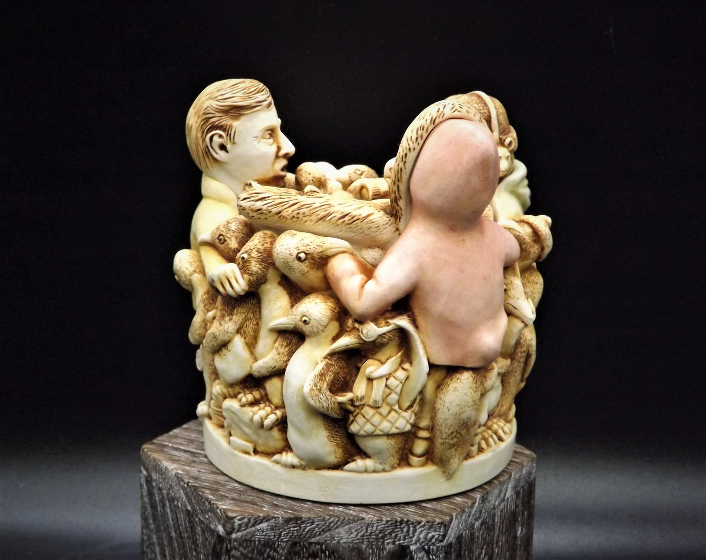 Retired Harmony Kingdom Antarctic Antics Treasure Jest Box Figurine