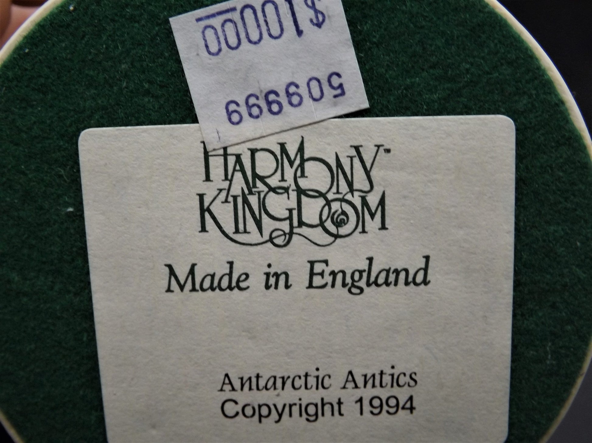 Retired Harmony Kingdom Antarctic Antics Treasure Jest Box Figurine