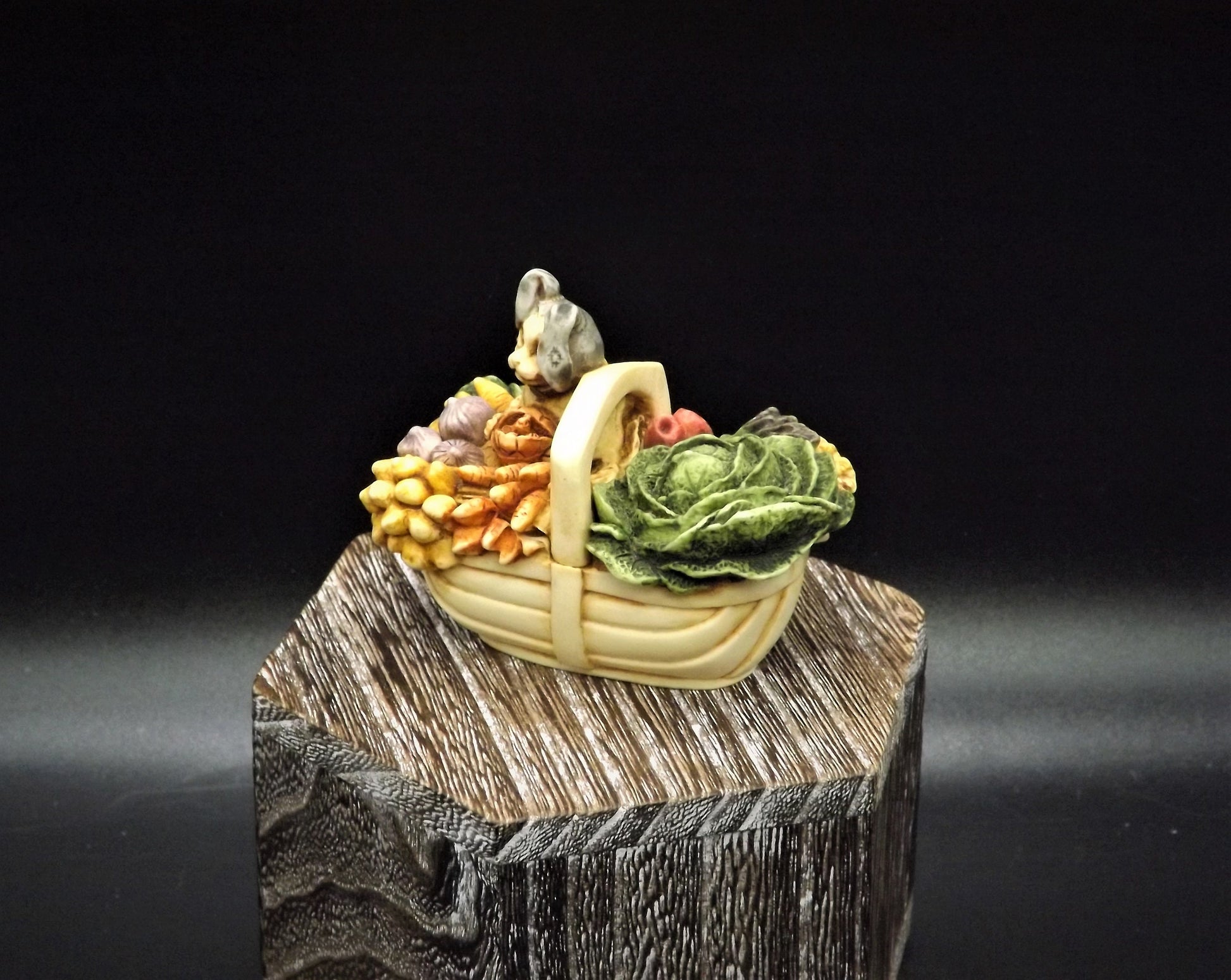 Harmony Kingdom Bewear the Hare Treasure Jest: Cat in Rabbit Costume