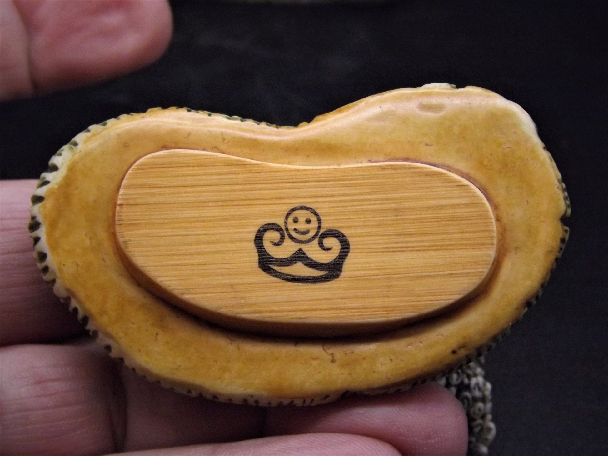 Harmony Kingdom Clair De Lune: Vix, Verne & Velvet's Vanity Treasure Jest