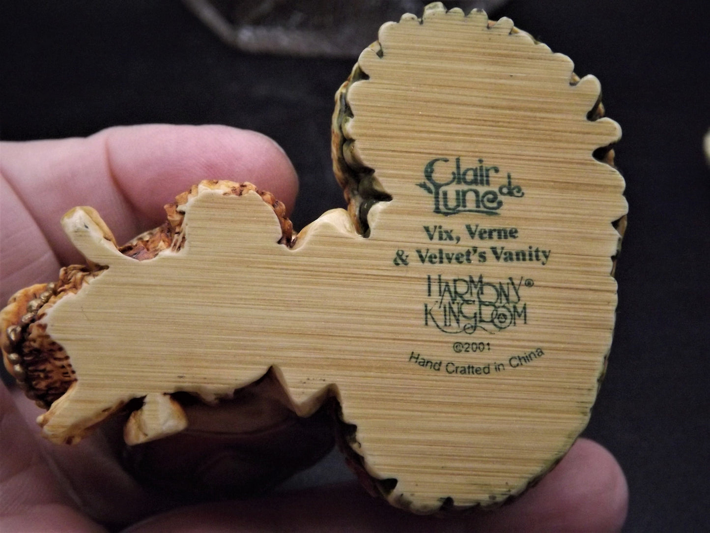 Harmony Kingdom Clair De Lune: Vix, Verne & Velvet's Vanity Treasure Jest