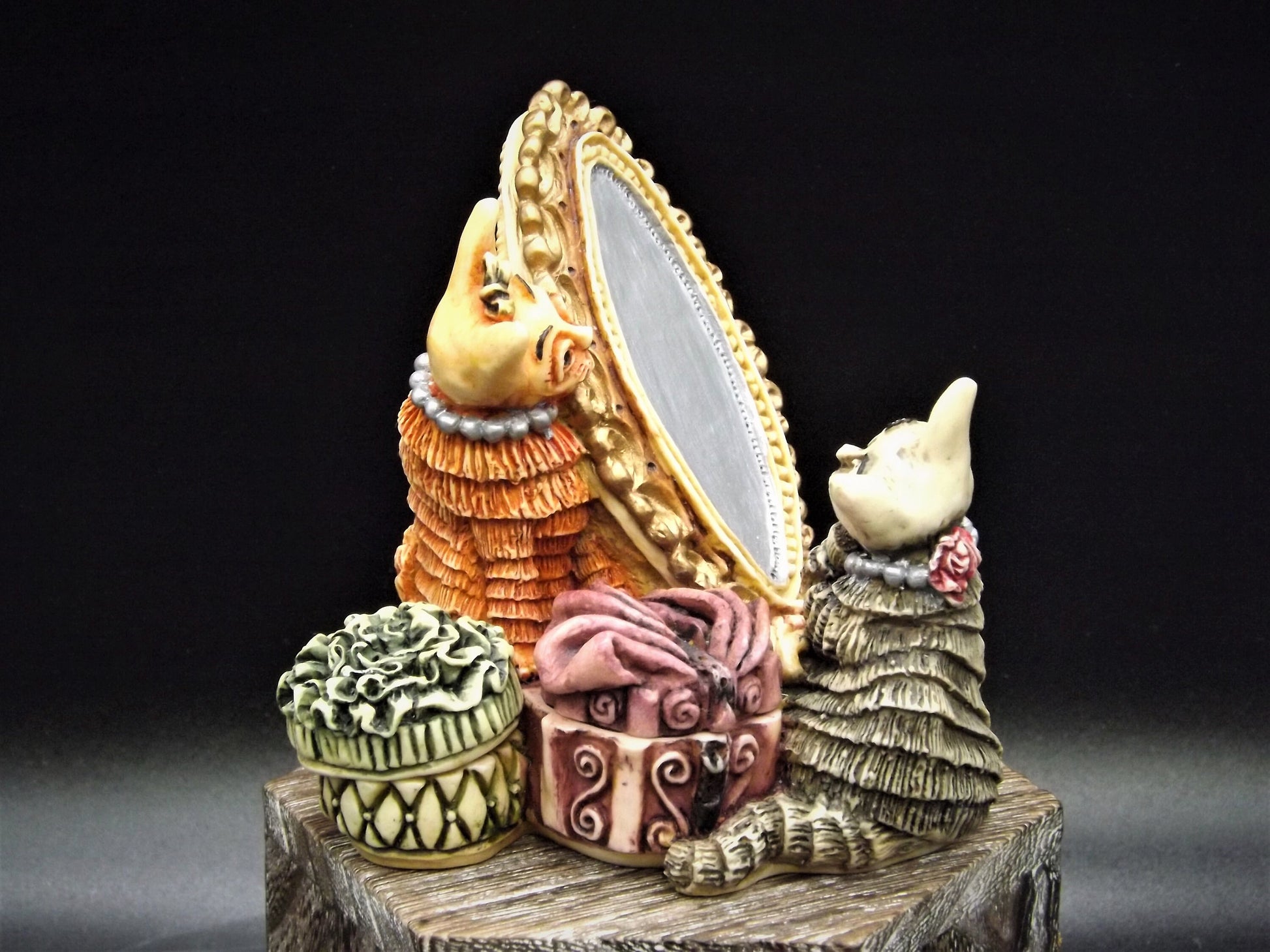 Harmony Kingdom Clair De Lune "Marmalade and Mao Mao's Mirror" Treasure jest