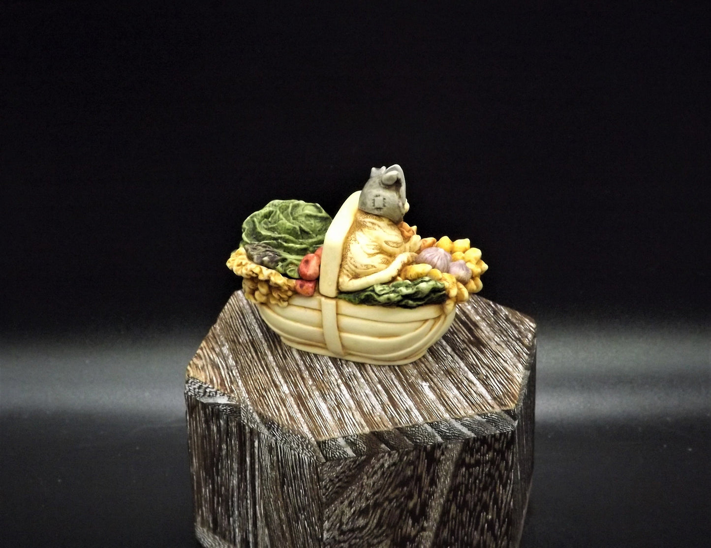 Harmony Kingdom Bewear the Hare Treasure Jest: Cat in Rabbit Costume