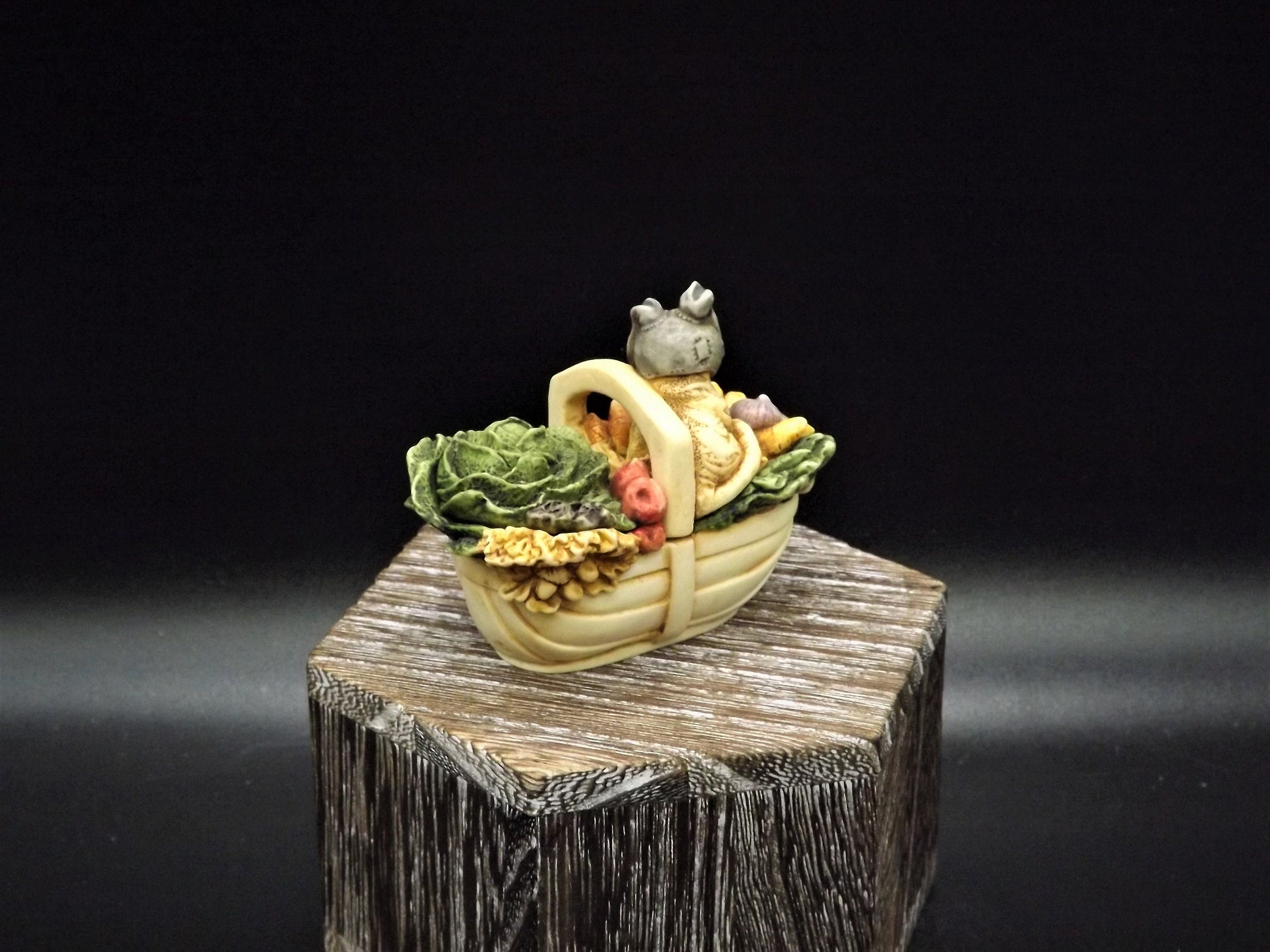 Harmony Kingdom Bewear the Hare Treasure Jest: Cat in Rabbit Costume