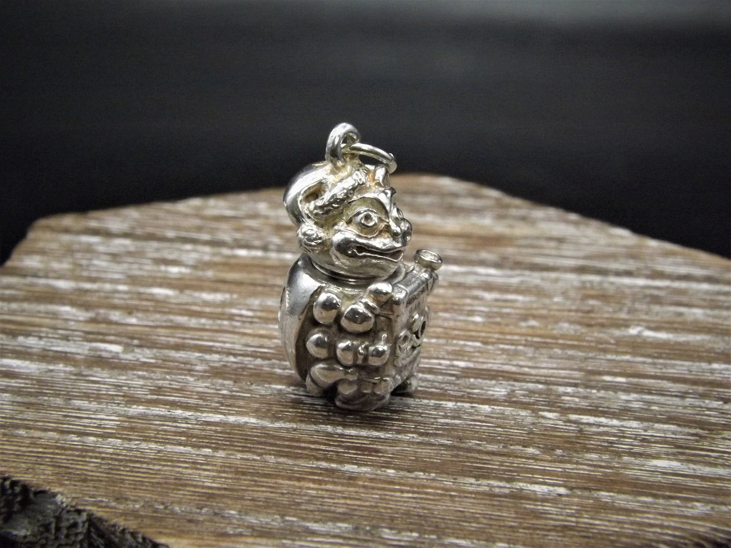 Harmony Kingdom Sterling Silver "Lord Byron" Pendant - 1999 Event Piece