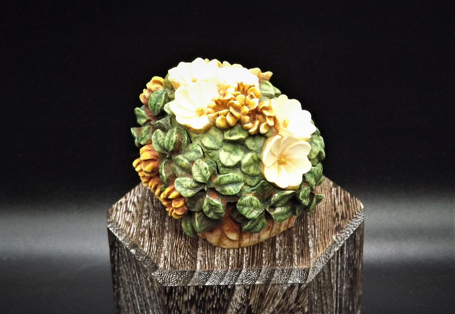 Retired Harmony Kingdom Gardenia Jest Figurine - 1998 HGGA - with Box